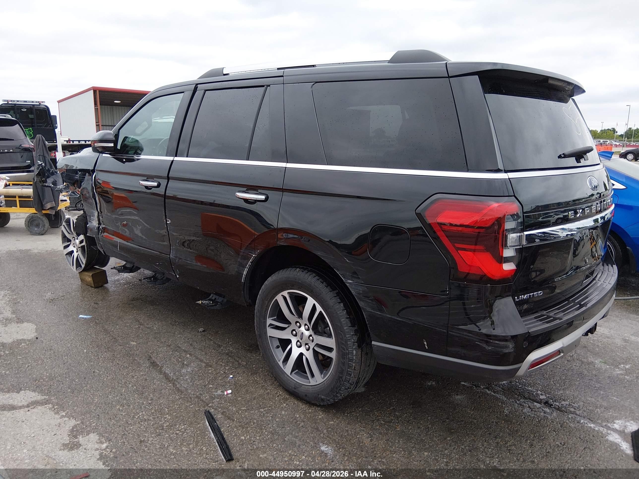 2022 Ford Expedition Limited Черный vin: 1FMJU2AT1NEA41658