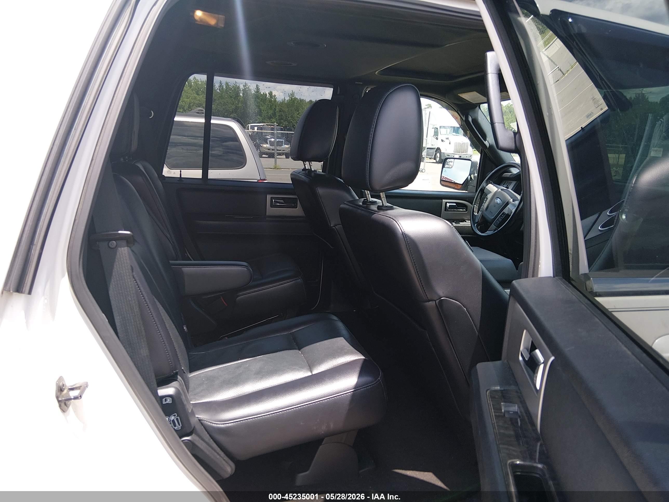 2017 Ford Expedition Limited White vin: 1FMJU2AT3HEA54058