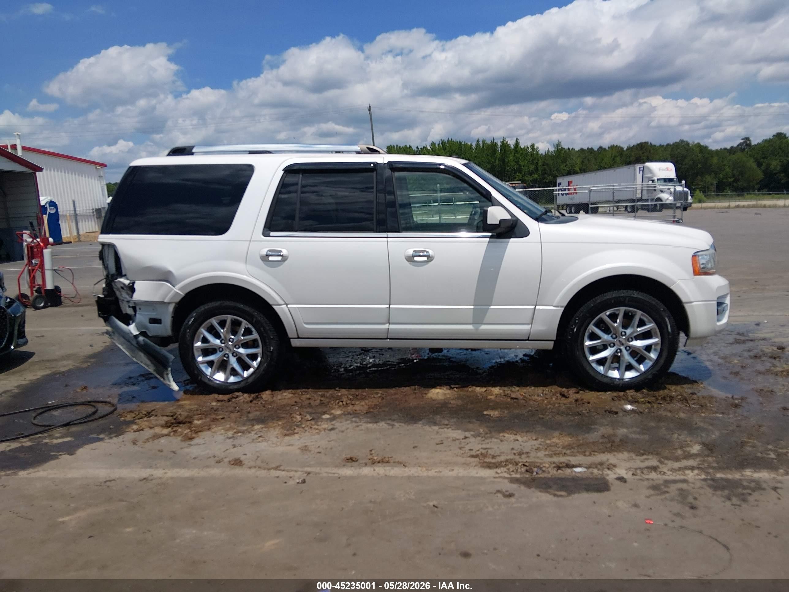 2017 Ford Expedition Limited White vin: 1FMJU2AT3HEA54058