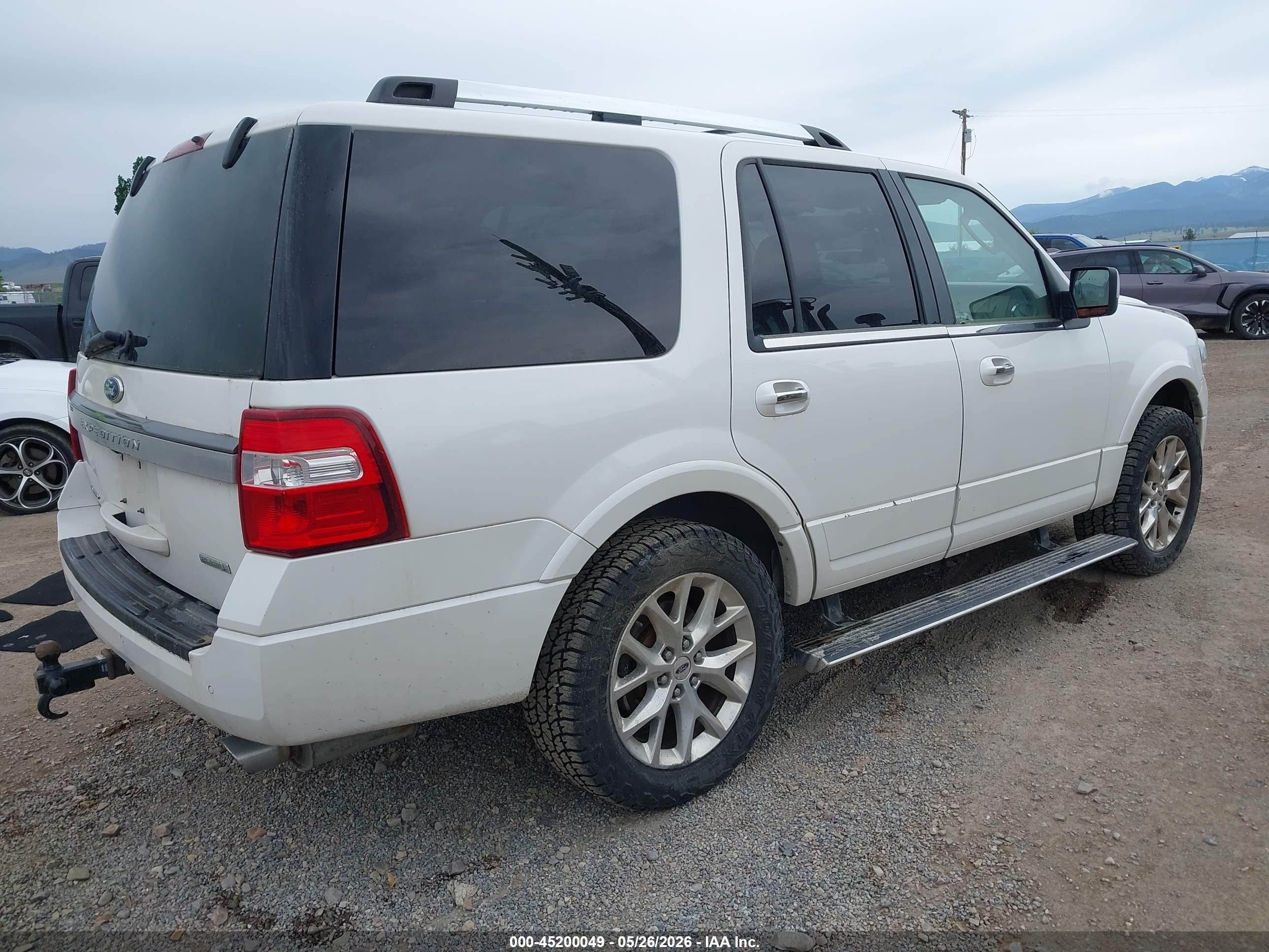 2015 Ford Expedition Limited Белый vin: 1FMJU2AT4FEF36289