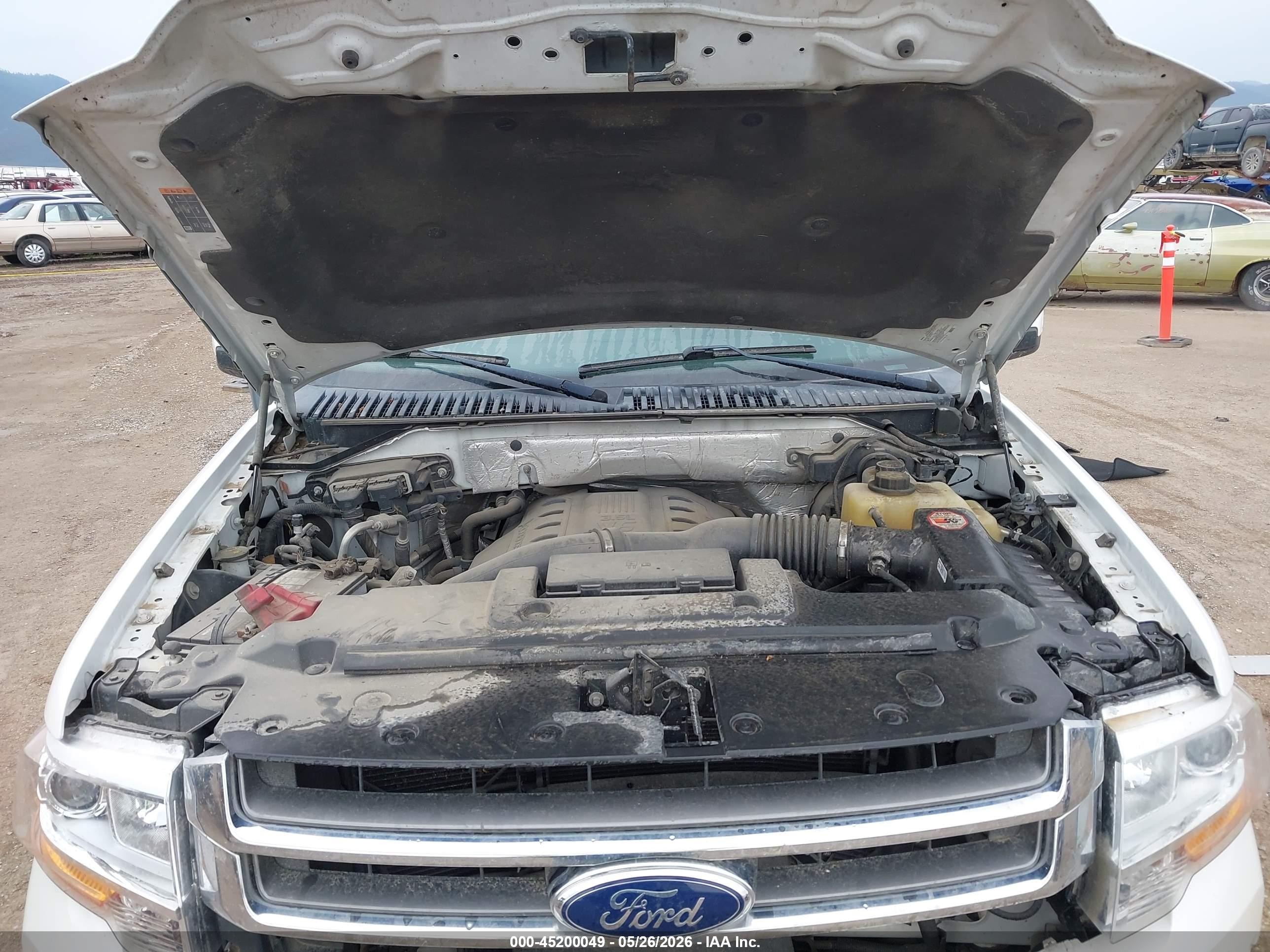 2015 Ford Expedition Limited Белый vin: 1FMJU2AT4FEF36289