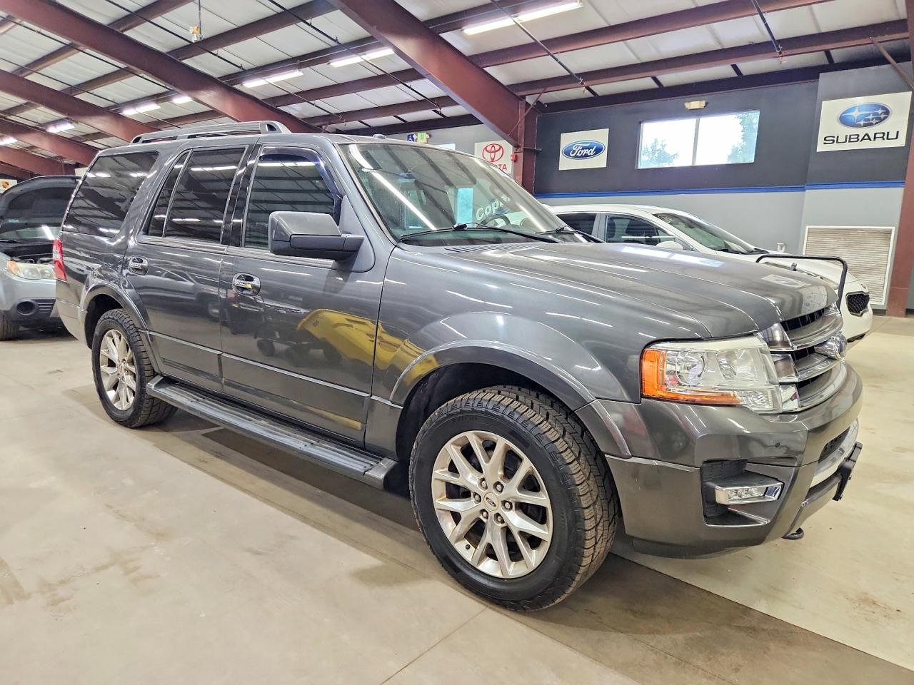 2015 Ford Expedition Limited Gray vin: 1FMJU2AT4FEF42710