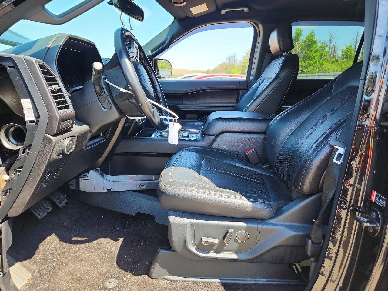 2020 Ford Expedition Limited Черный vin: 1FMJU2AT6LEA81828