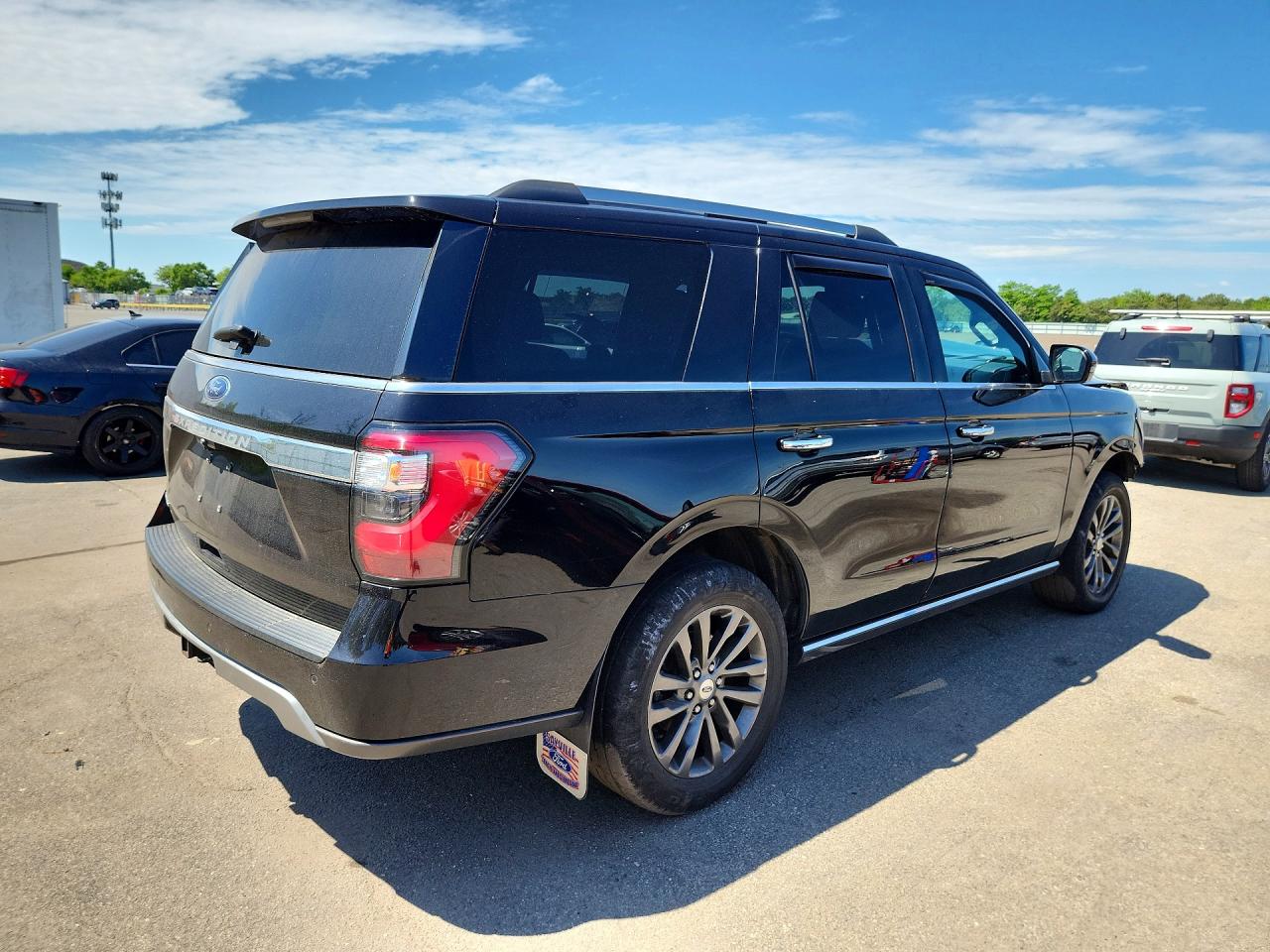 2020 Ford Expedition Limited Черный vin: 1FMJU2AT6LEA81828