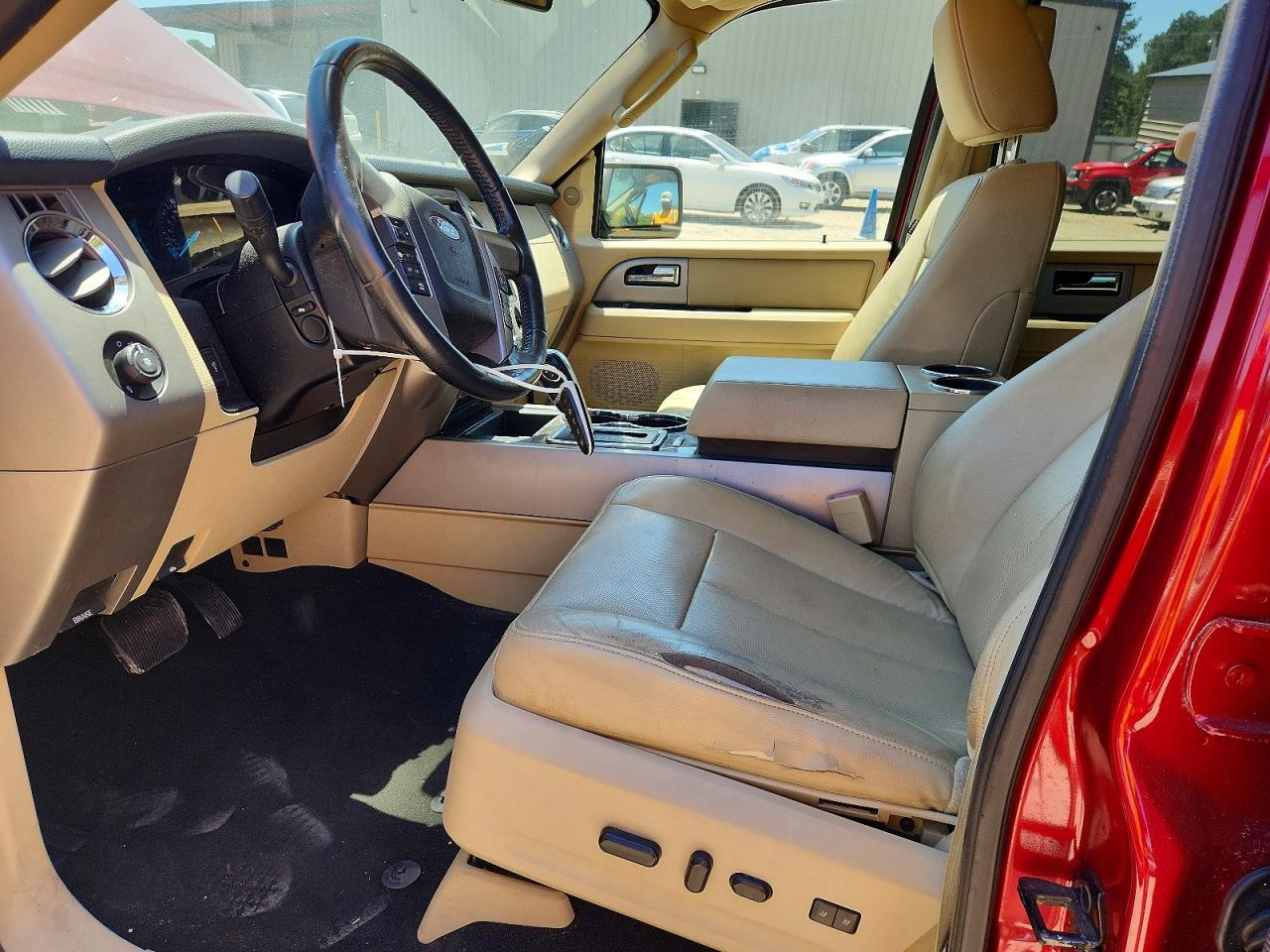 2015 Ford Expedition Limited Red vin: 1FMJU2AT7FEF25982