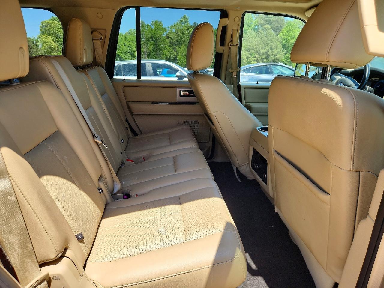 2015 Ford Expedition Limited Red vin: 1FMJU2AT7FEF25982