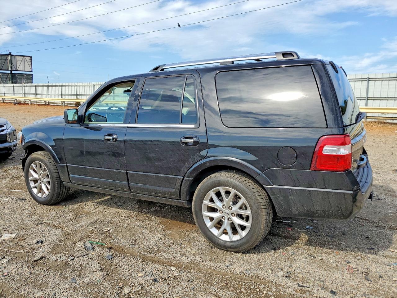2015 Ford Expedition Limited Charcoal vin: 1FMJU2AT8FEF42757