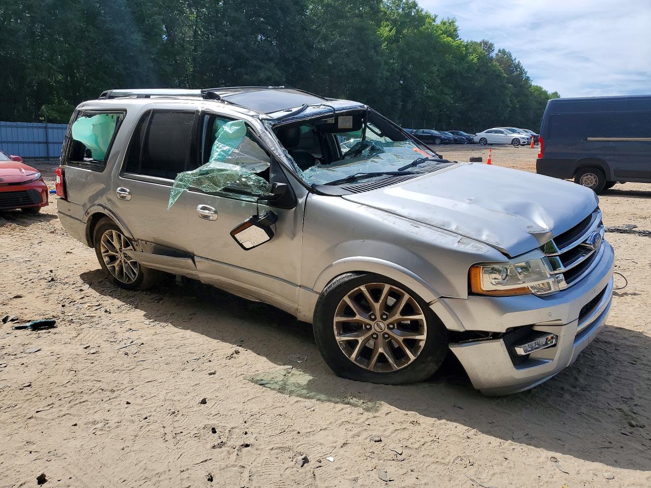 2015 Ford Expedition Limited Silver vin: 1FMJU2AT9FEF31413