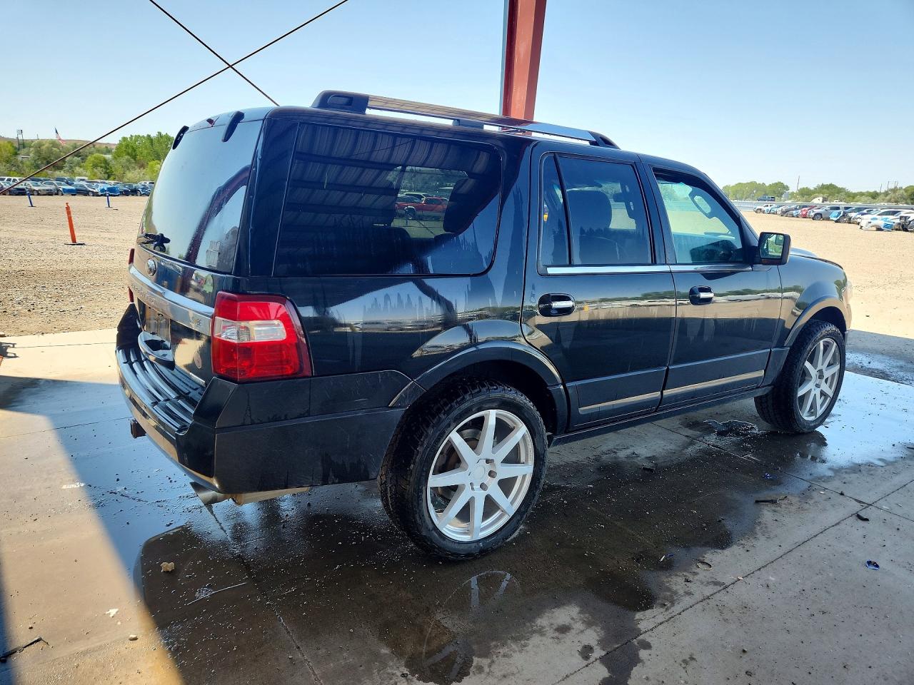 2015 Ford Expedition Limited Черный vin: 1FMJU2ATXFEF07041
