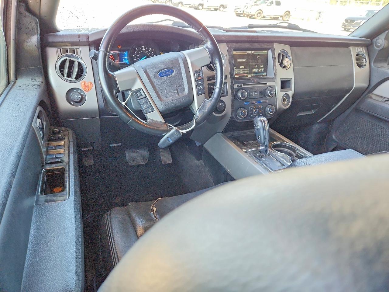 2015 Ford Expedition Limited Черный vin: 1FMJU2ATXFEF07041
