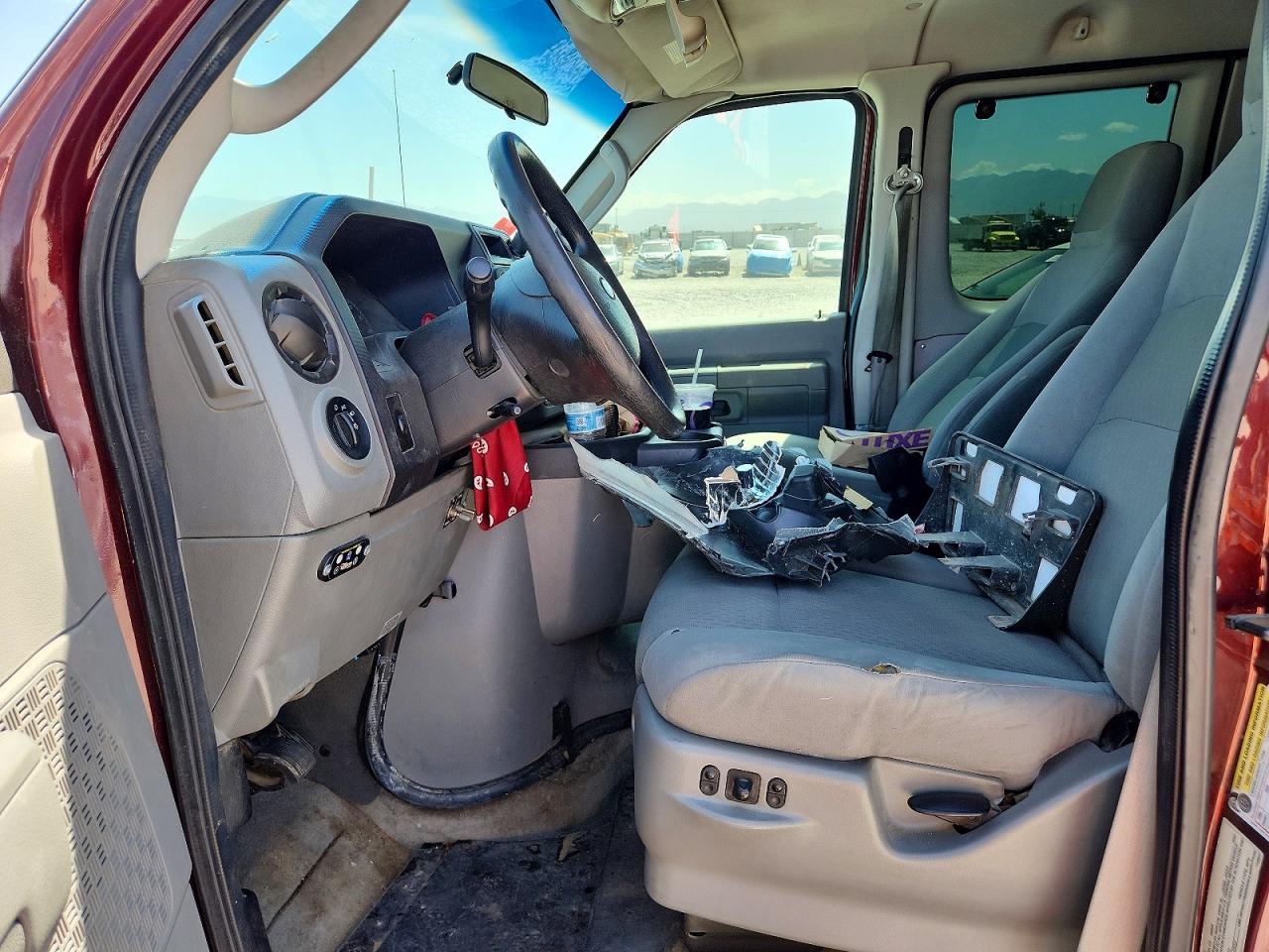 2009 Ford Econoline E150 Wagon Purple vin: 1FMNE11L89DA22822