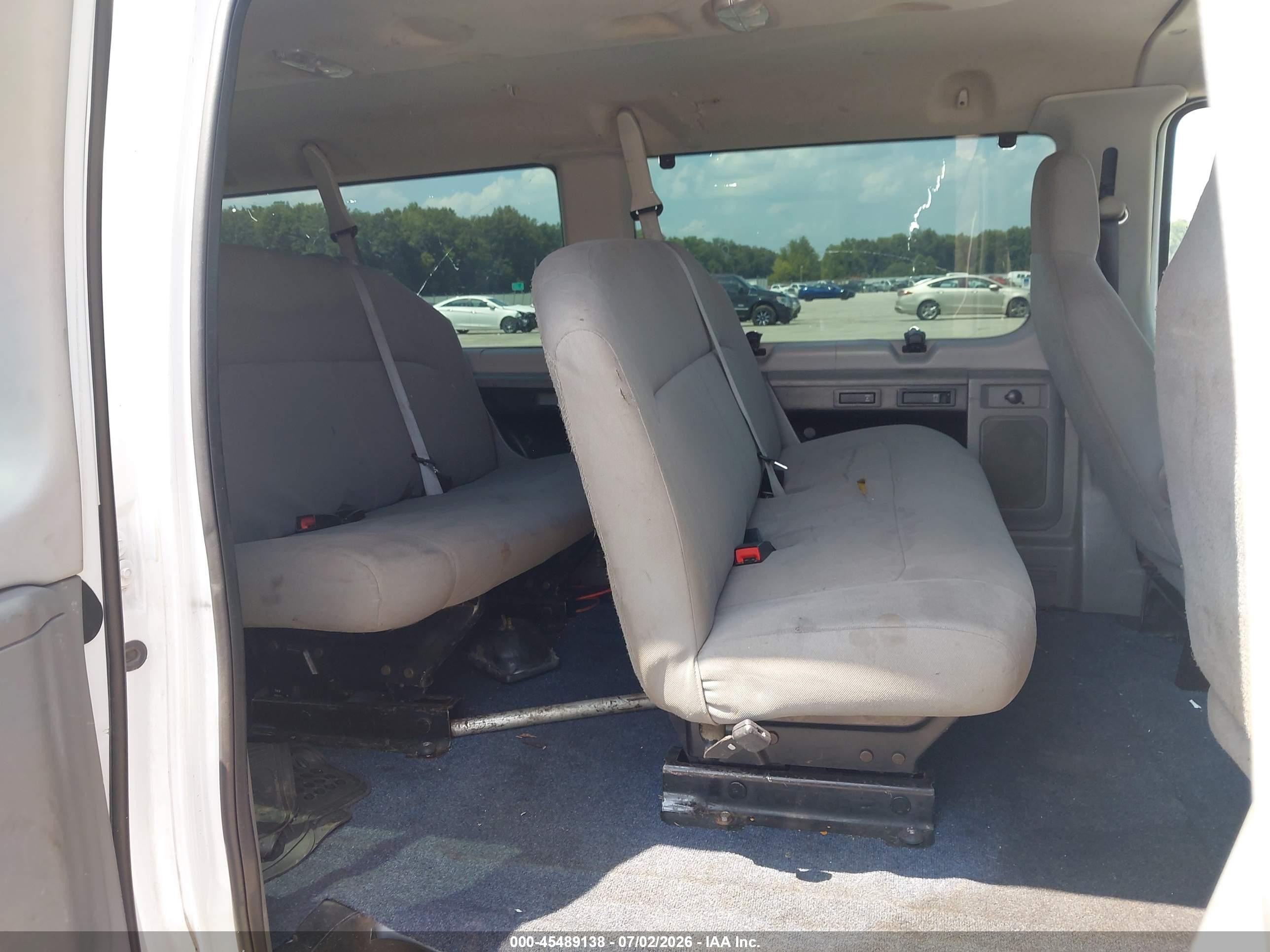 2013 Ford E-150 Xl/xlt White vin: 1FMNE1BL3DDA71708