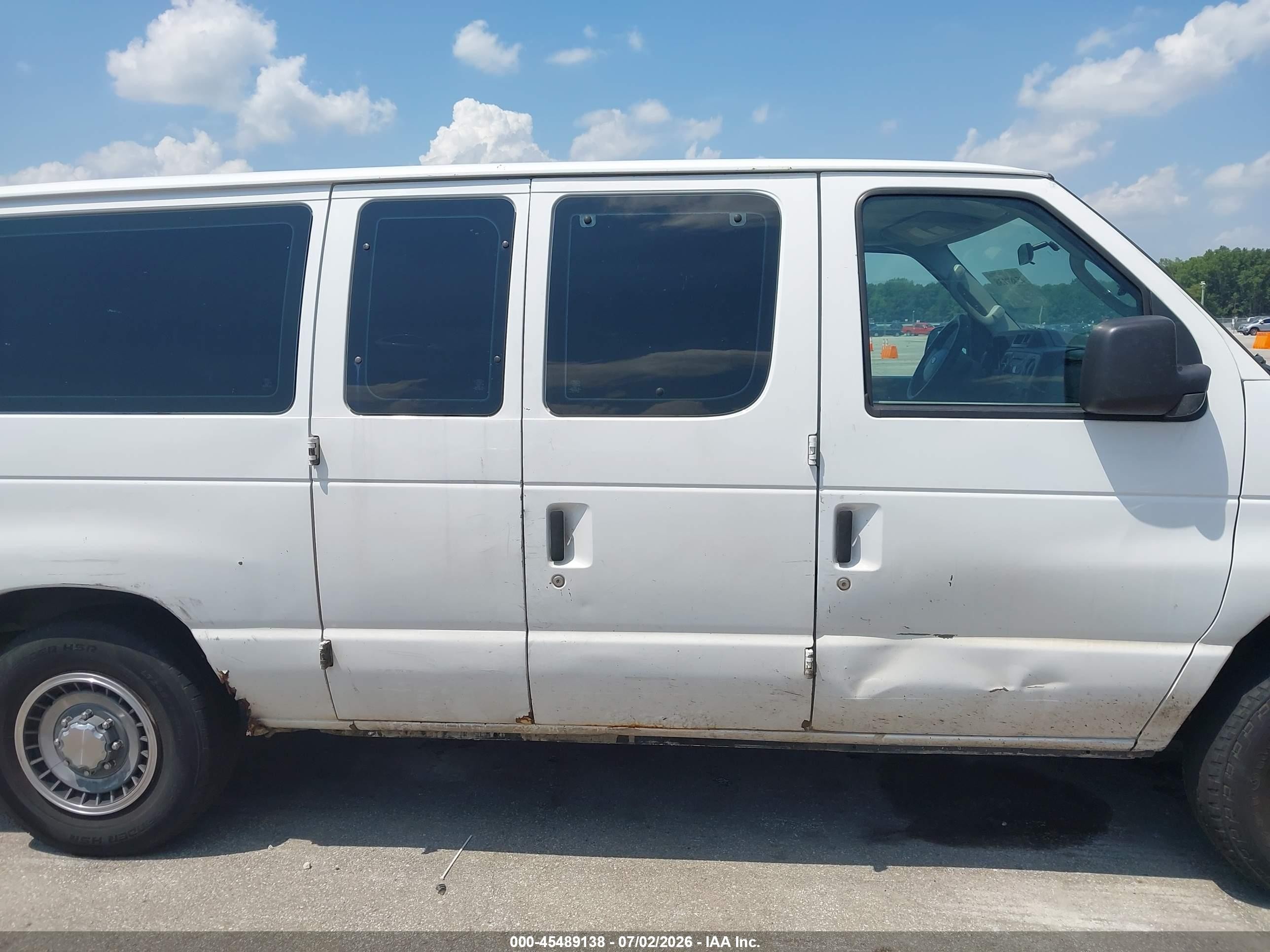 2013 Ford E-150 Xl/xlt White vin: 1FMNE1BL3DDA71708