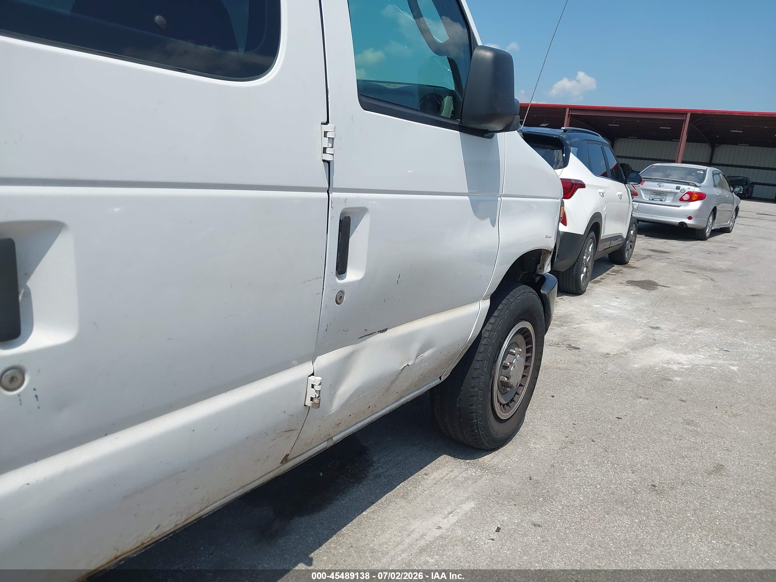 2013 Ford E-150 Xl/xlt White vin: 1FMNE1BL3DDA71708