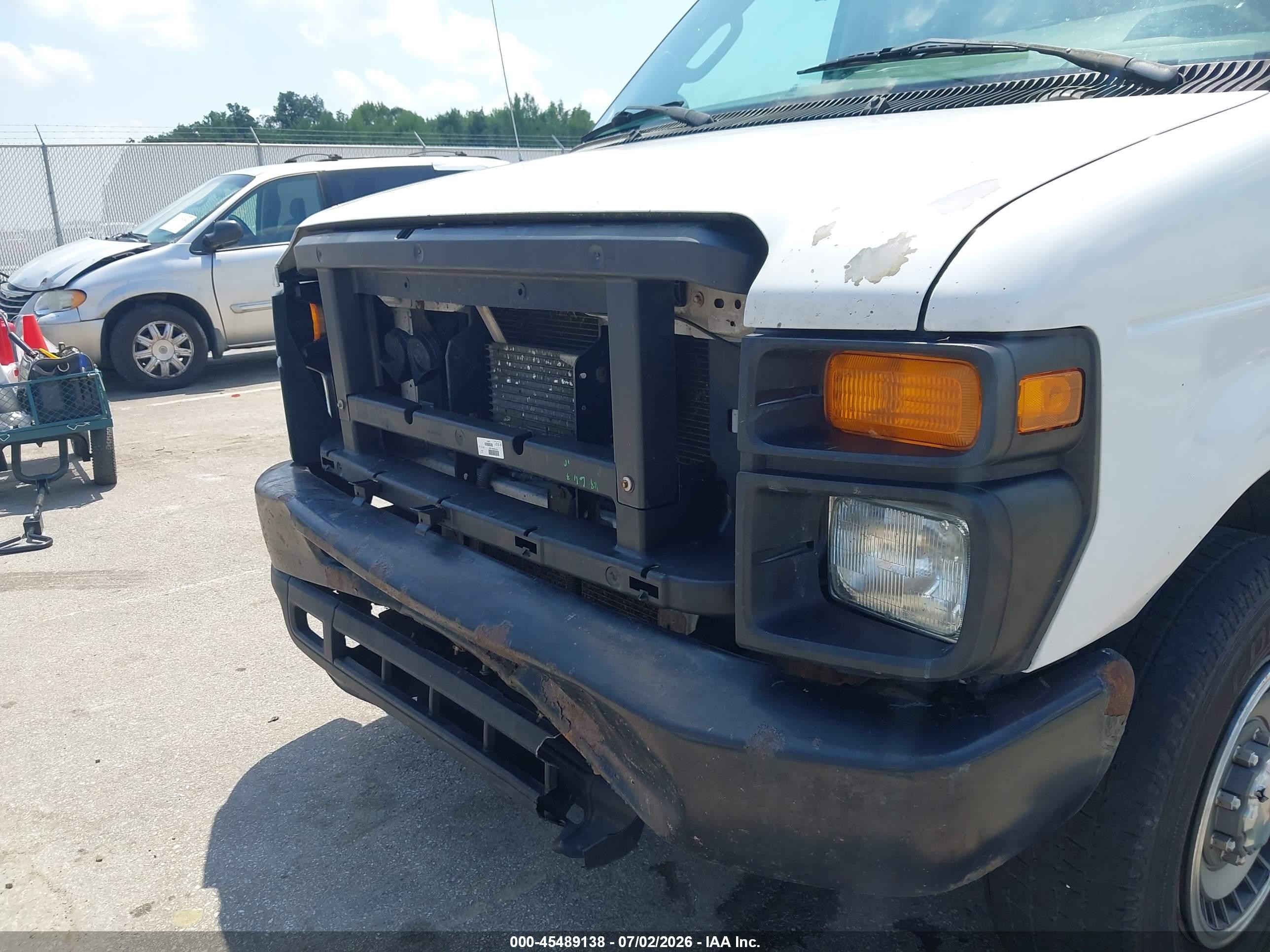 2013 Ford E-150 Xl/xlt White vin: 1FMNE1BL3DDA71708