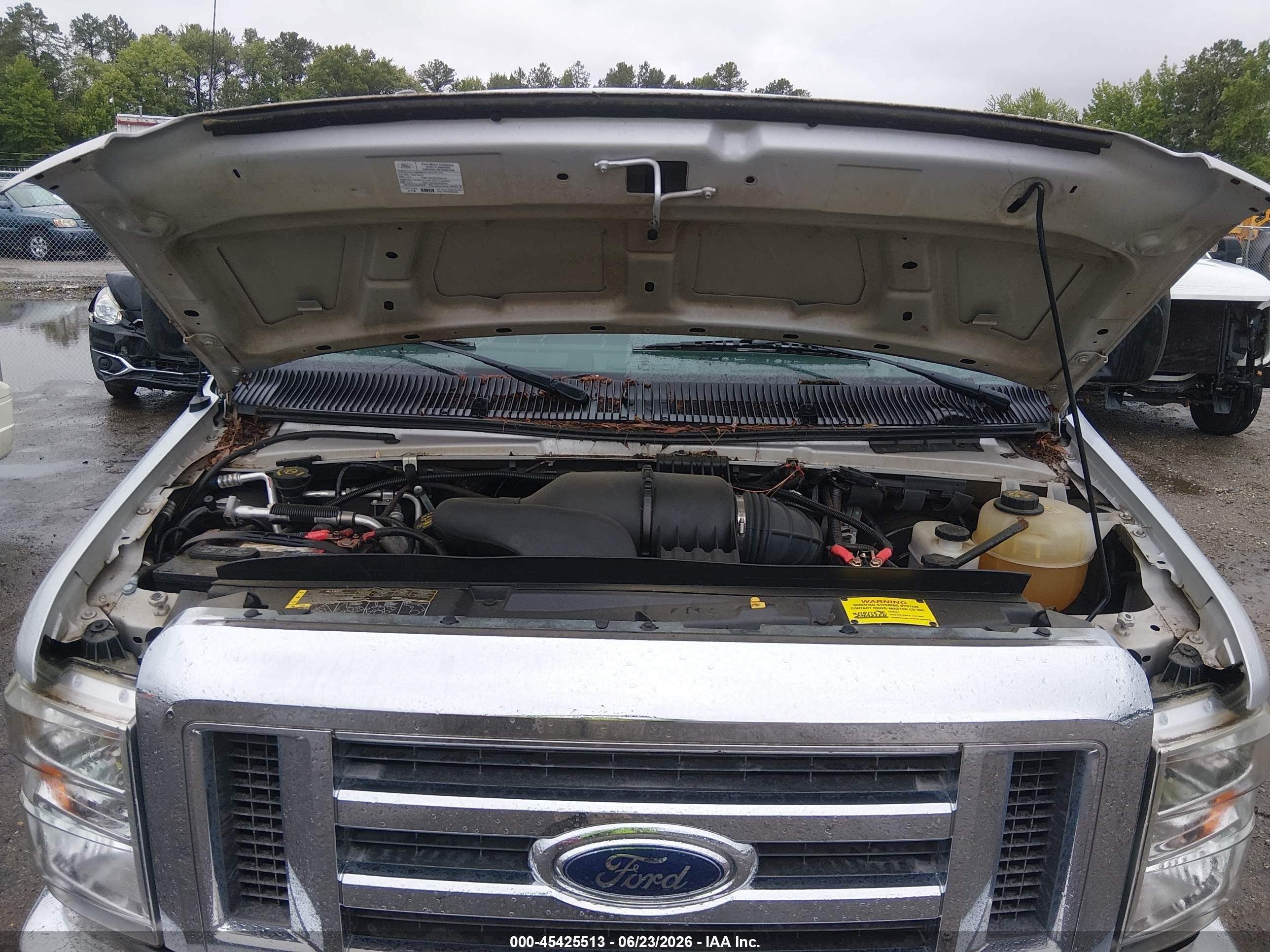 2012 Ford E-150 Xl/xlt Silver vin: 1FMNE1BLXCDA37327