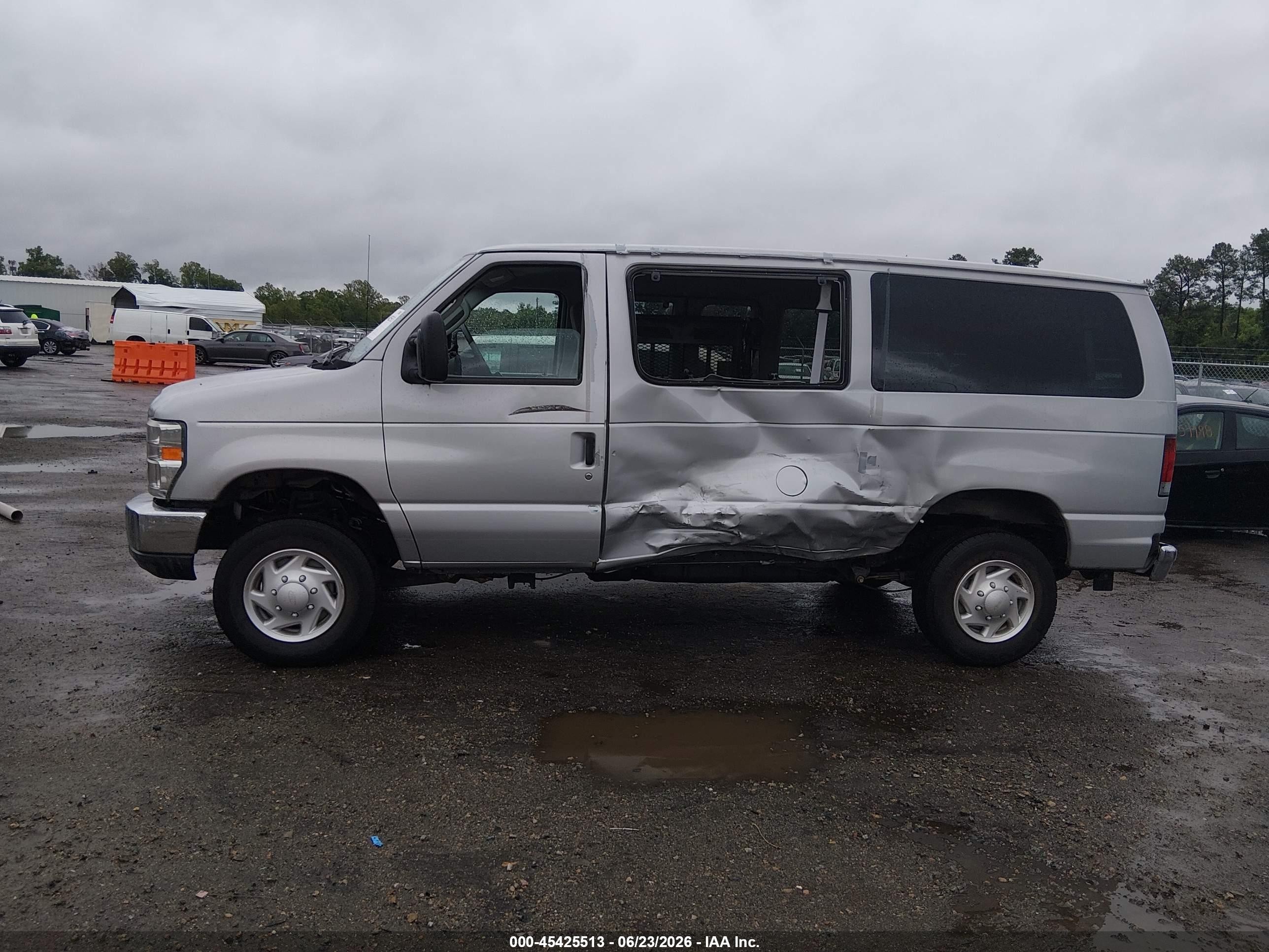 2012 Ford E-150 Xl/xlt Silver vin: 1FMNE1BLXCDA37327