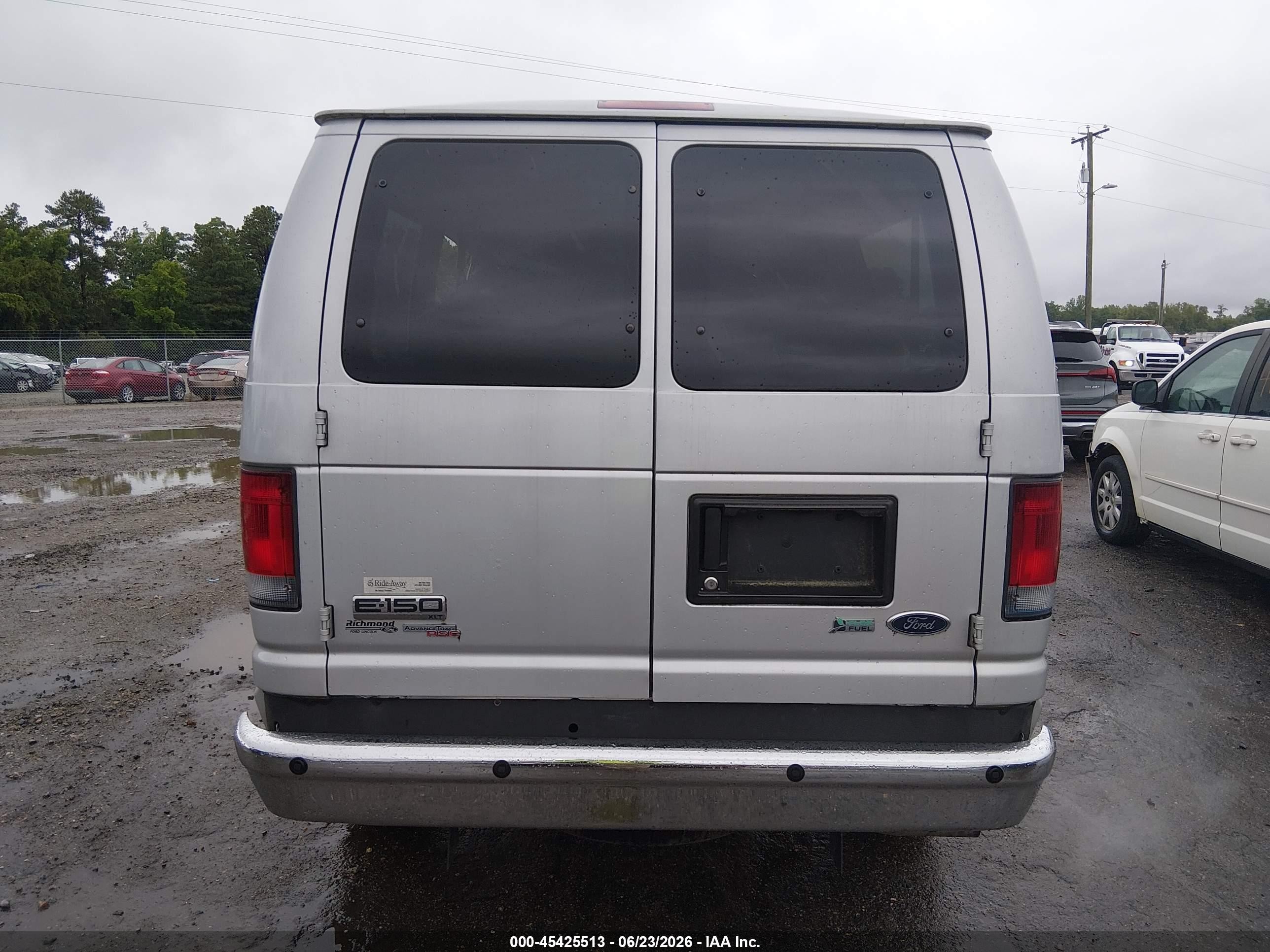2012 Ford E-150 Xl/xlt Silver vin: 1FMNE1BLXCDA37327