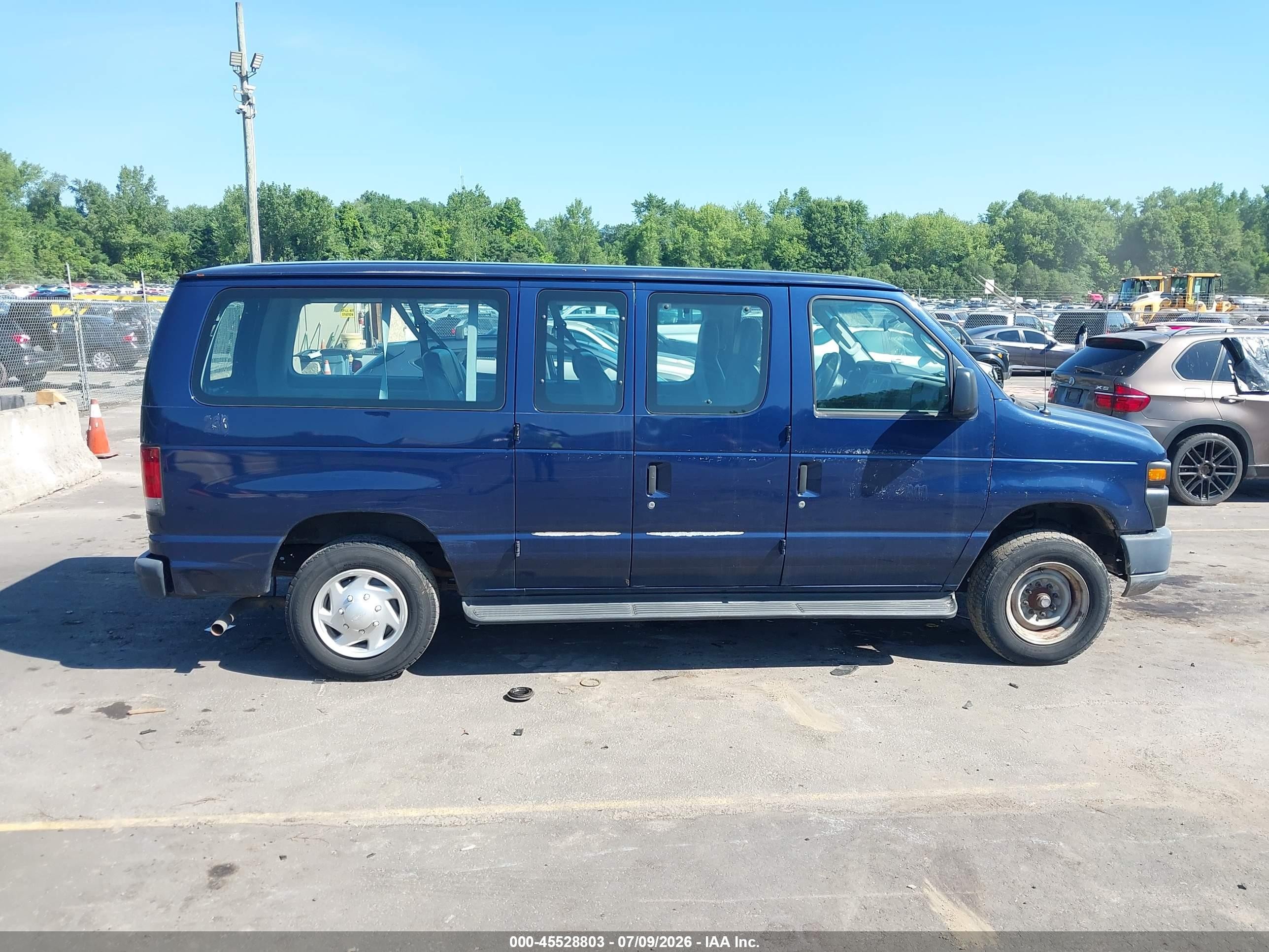 2011 Ford E-150 Xl/xlt Blue vin: 1FMNE1BW4BDB31308