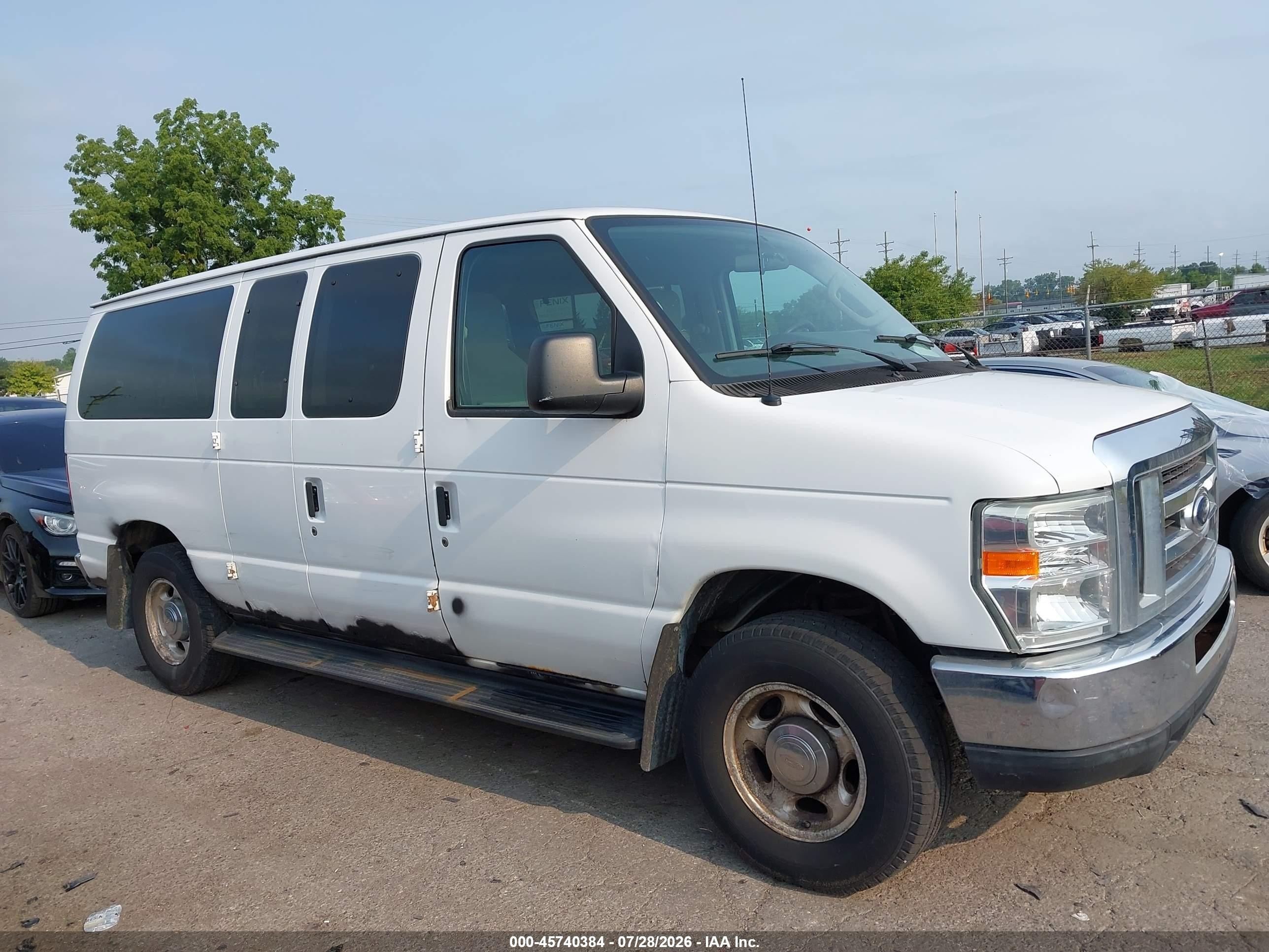 2012 Ford E-150 Xlt White vin: 1FMNE1BW4CDA08626