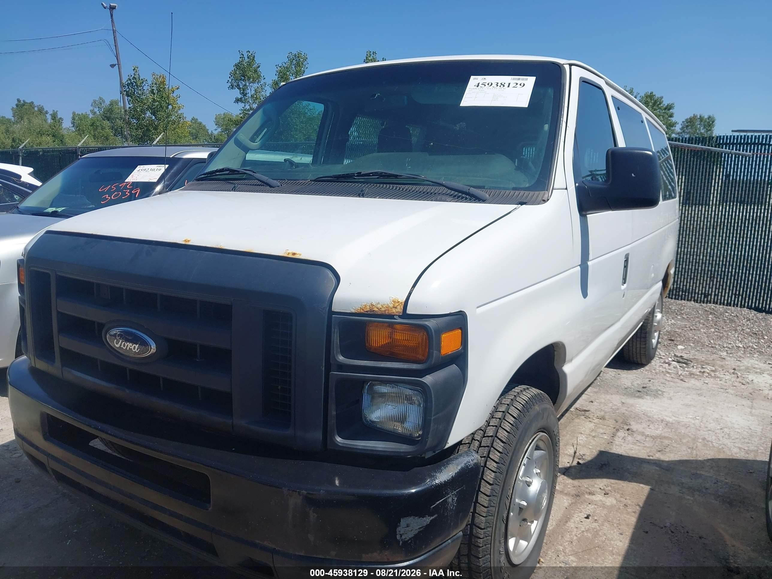 2011 Ford E-150 Xl White vin: 1FMNE1BW7BDA35883