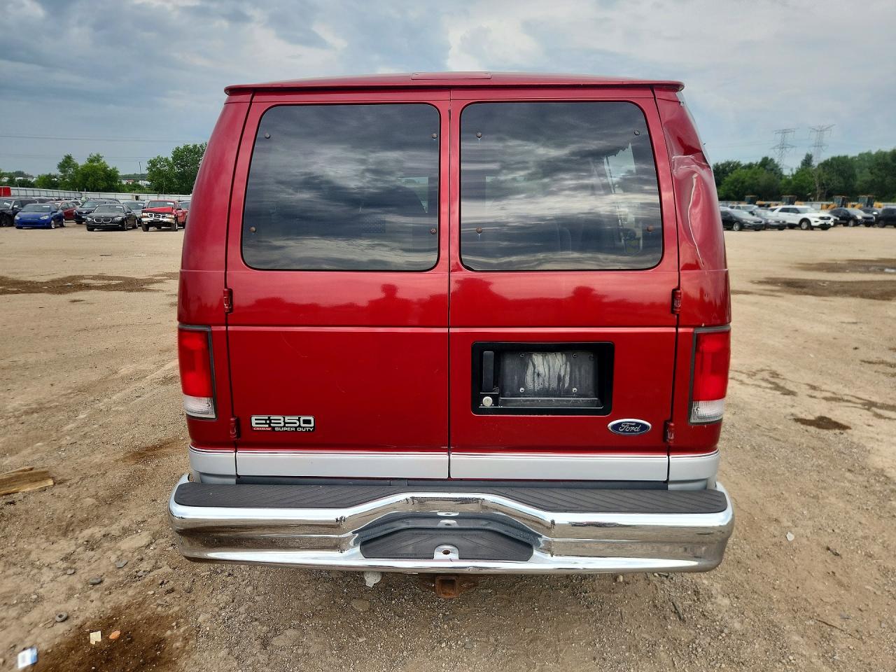 2000 Ford Econoline E350 Super Duty Wagon Red vin: 1FMNE31S0YHA94883