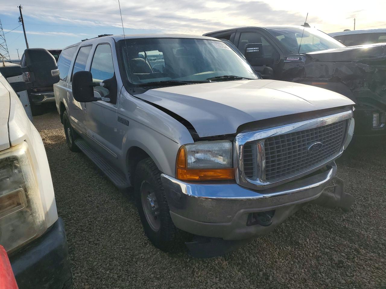 2000 Ford Excursion Xlt Серебряный vin: 1FMNU40FXYEC87301
