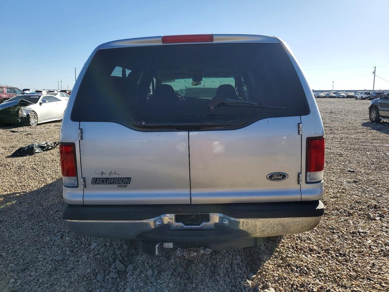 2000 Ford Excursion Xlt Серебряный vin: 1FMNU40FXYEC87301