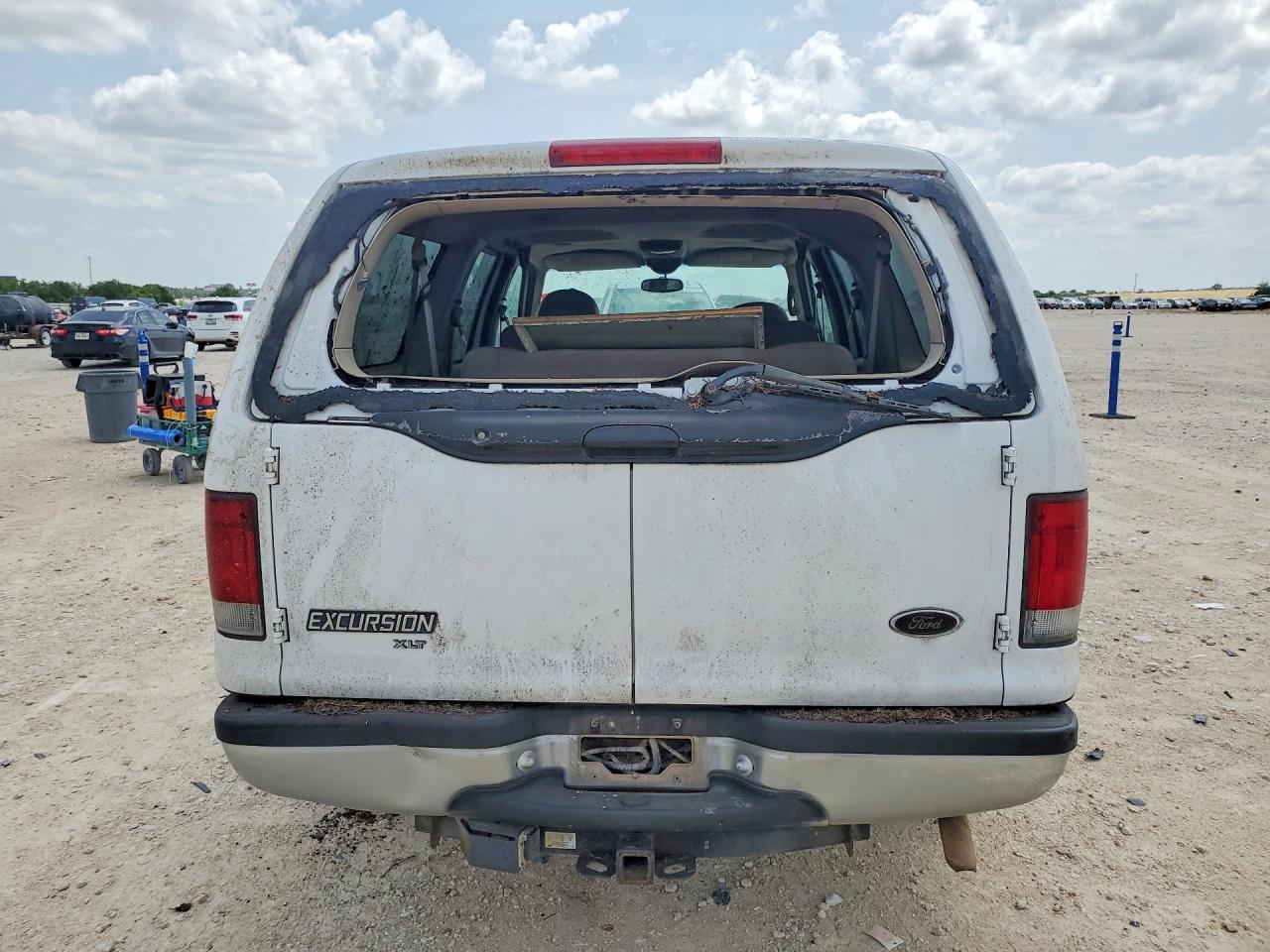 2000 Ford Excursion Xlt White vin: 1FMNU40L3YEA95613