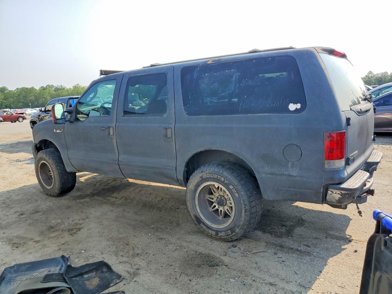 2005 Ford Excursion Xlt Black vin: 1FMNU40L65EB25750