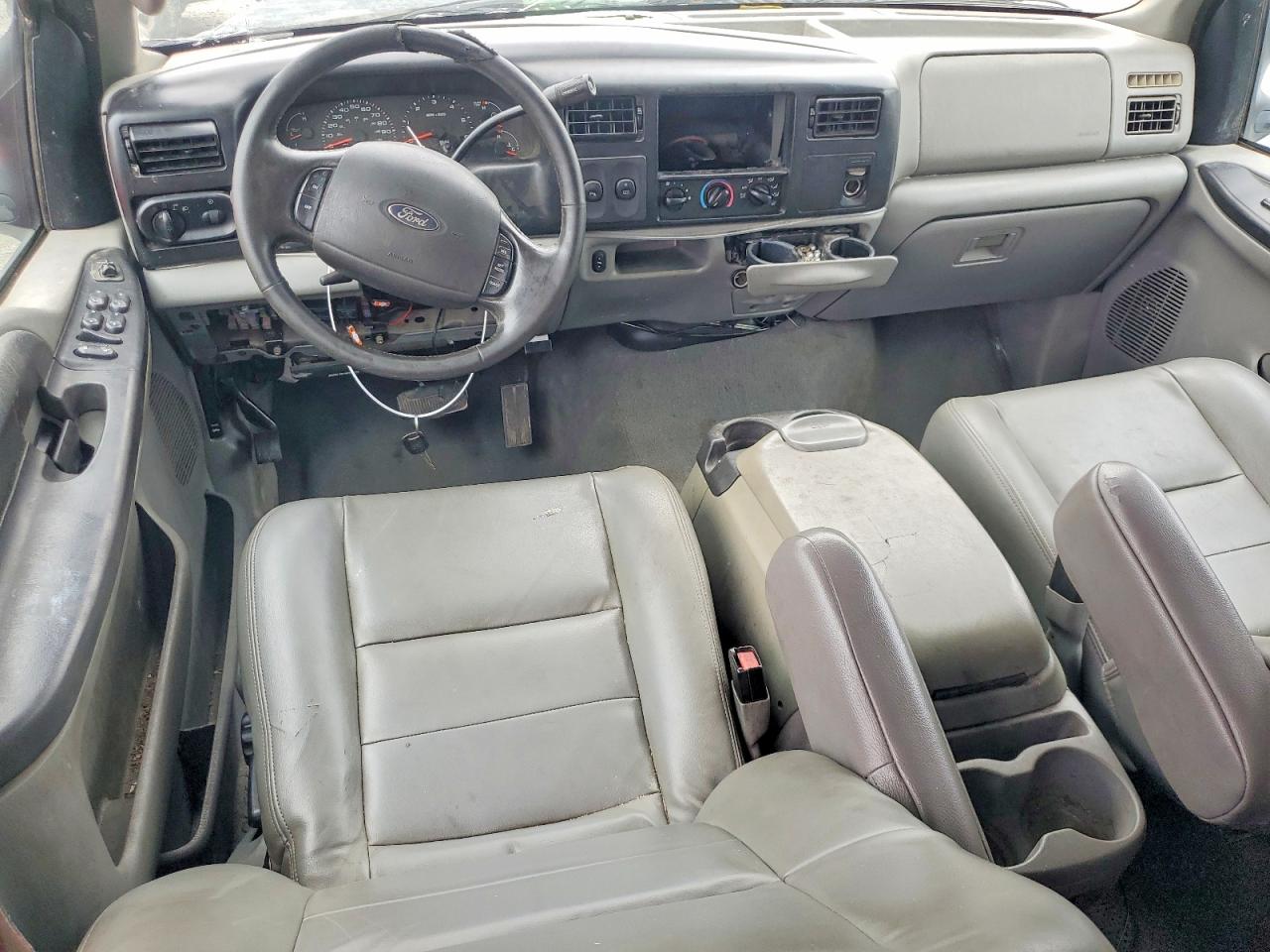 2005 Ford Excursion Xlt Black vin: 1FMNU40L65EB25750