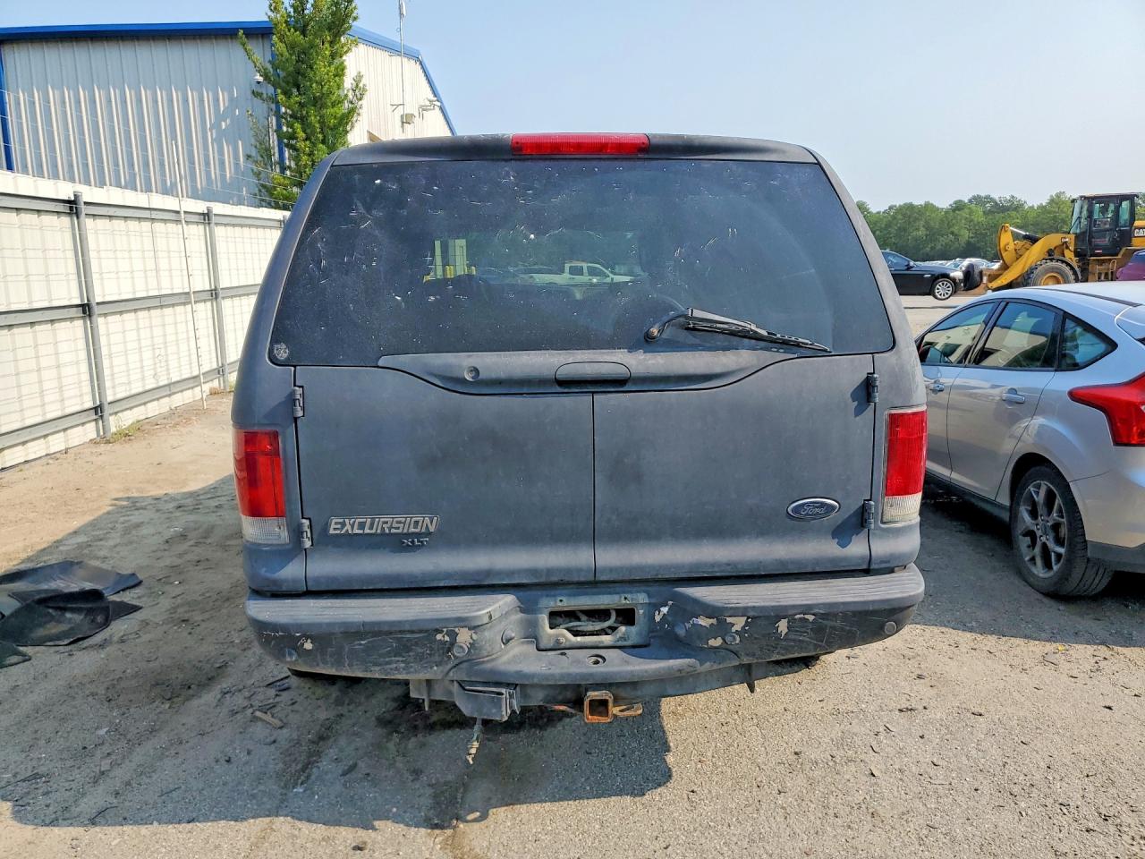2005 Ford Excursion Xlt Black vin: 1FMNU40L65EB25750