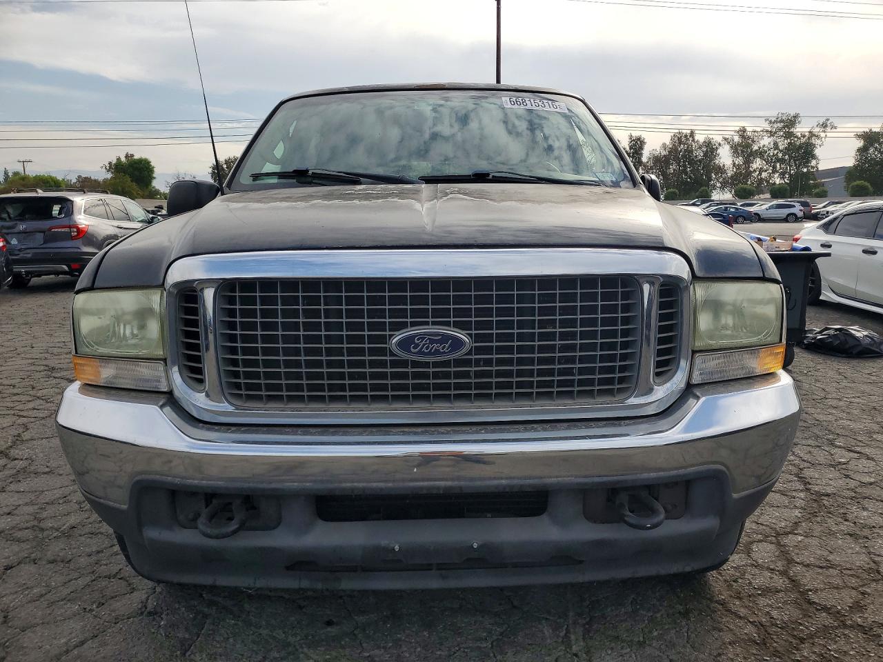 2002 Ford Excursion Xlt Black vin: 1FMNU40L72EC62062