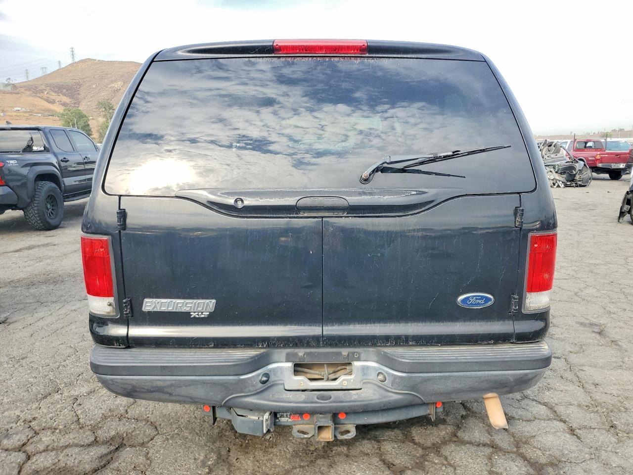 2002 Ford Excursion Xlt Black vin: 1FMNU40L72EC62062