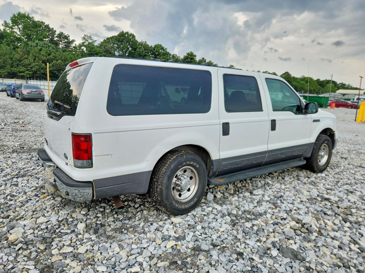 2005 Ford Excursion Xlt White vin: 1FMNU40S05EB81738