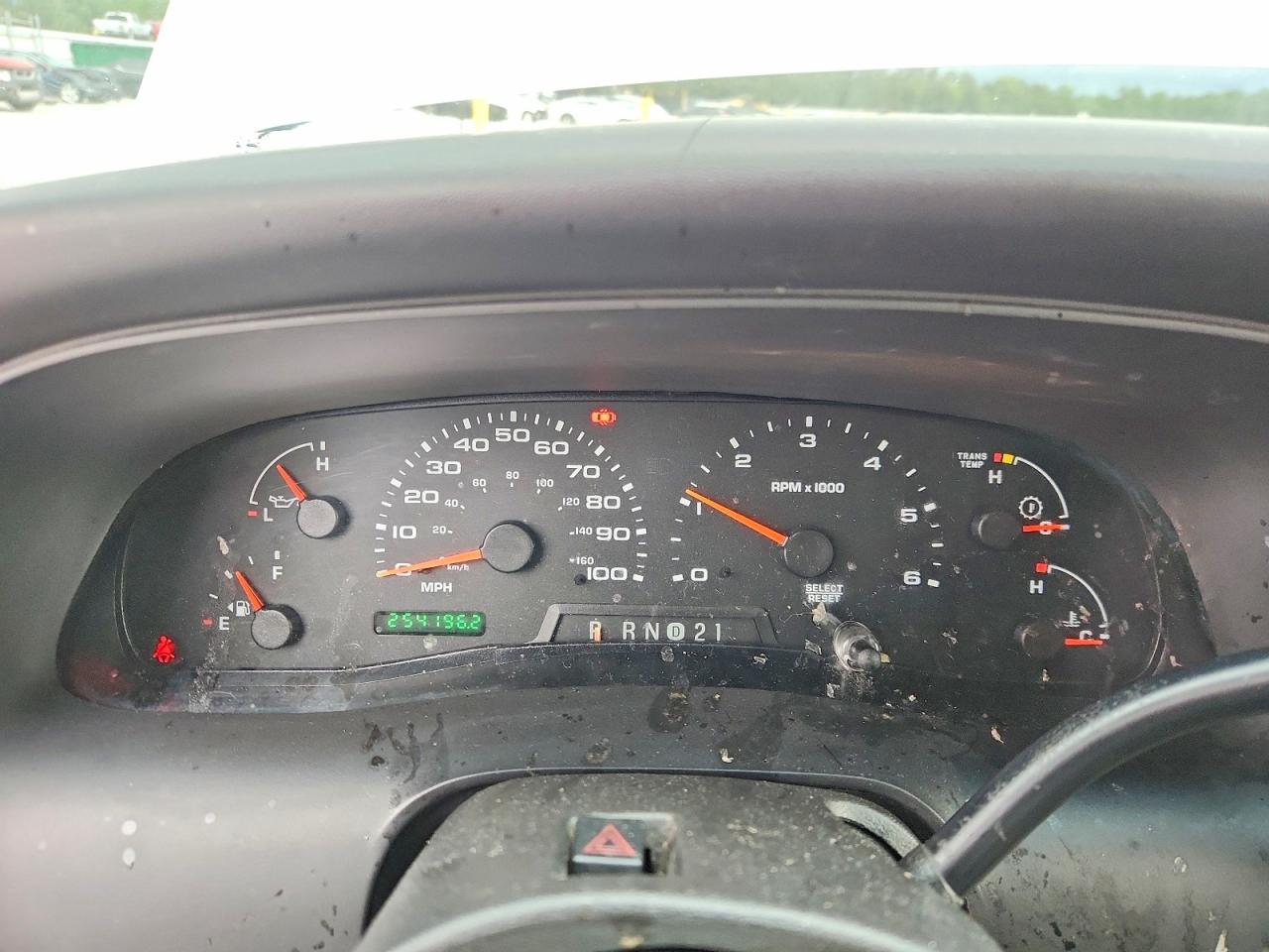 2005 Ford Excursion Xlt White vin: 1FMNU40S05EB81738