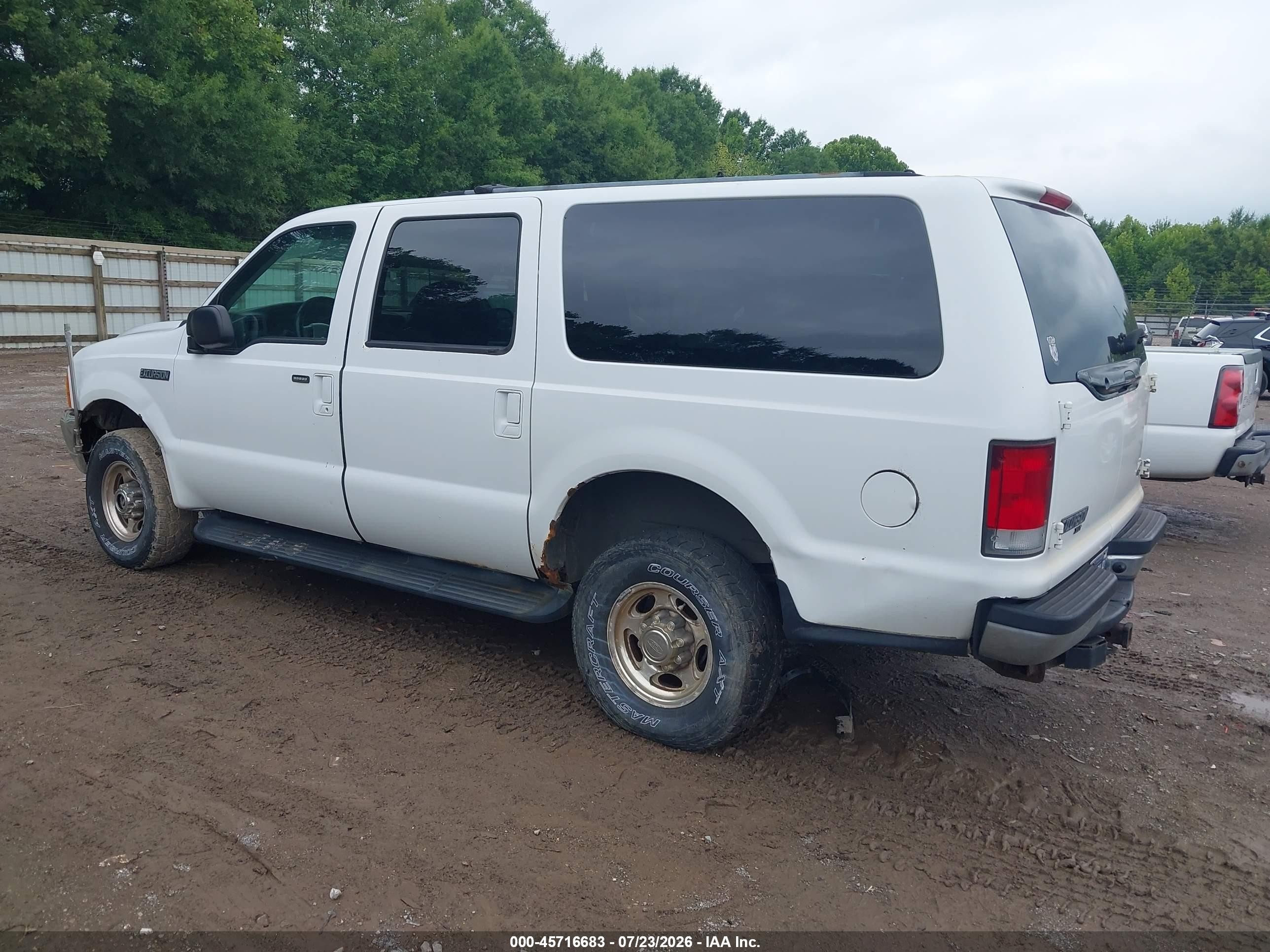 2001 Ford Excursion Xlt White vin: 1FMNU41L21EB12910