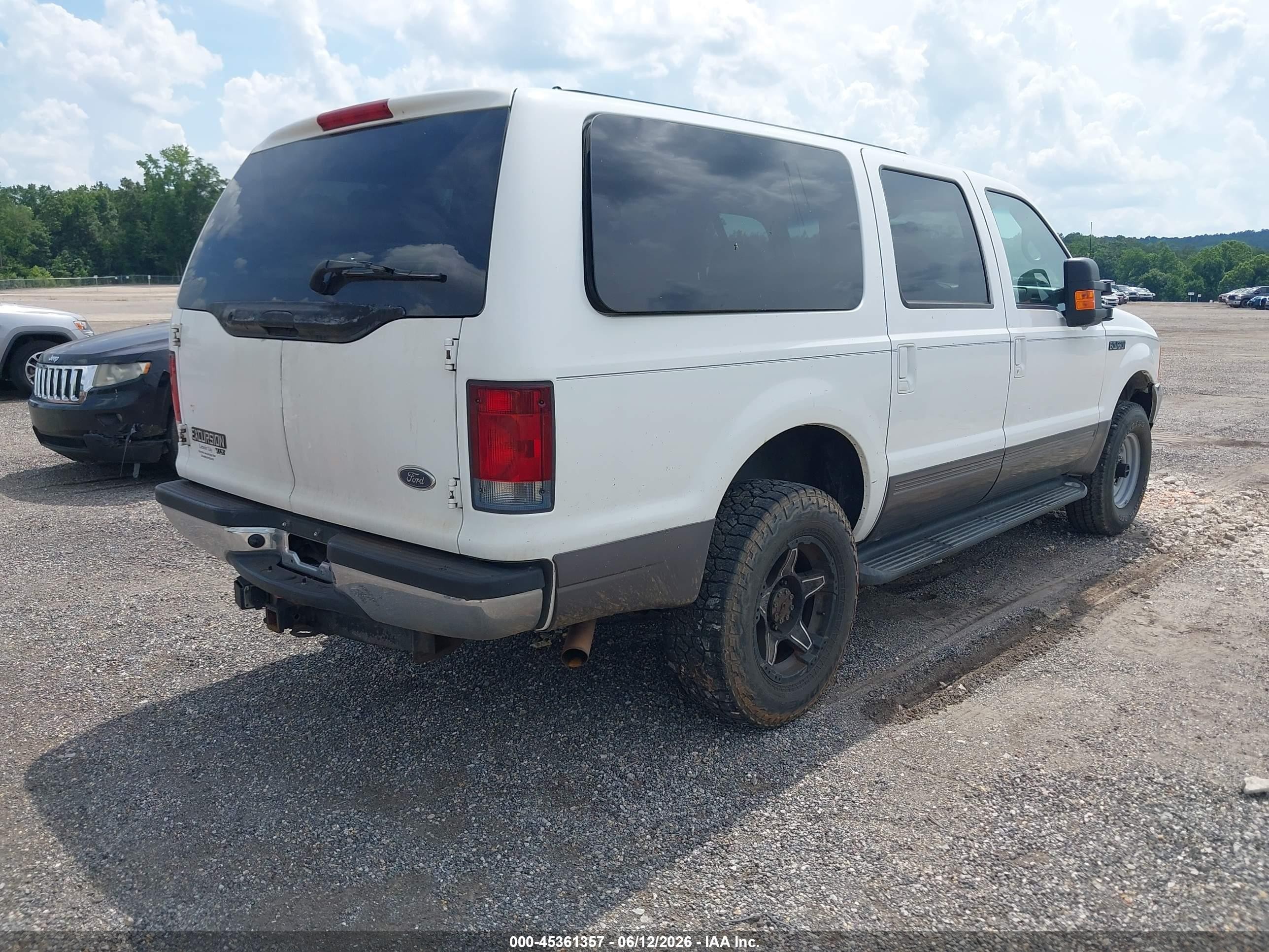 2001 Ford Excursion Xlt White vin: 1FMNU41S01ED43764