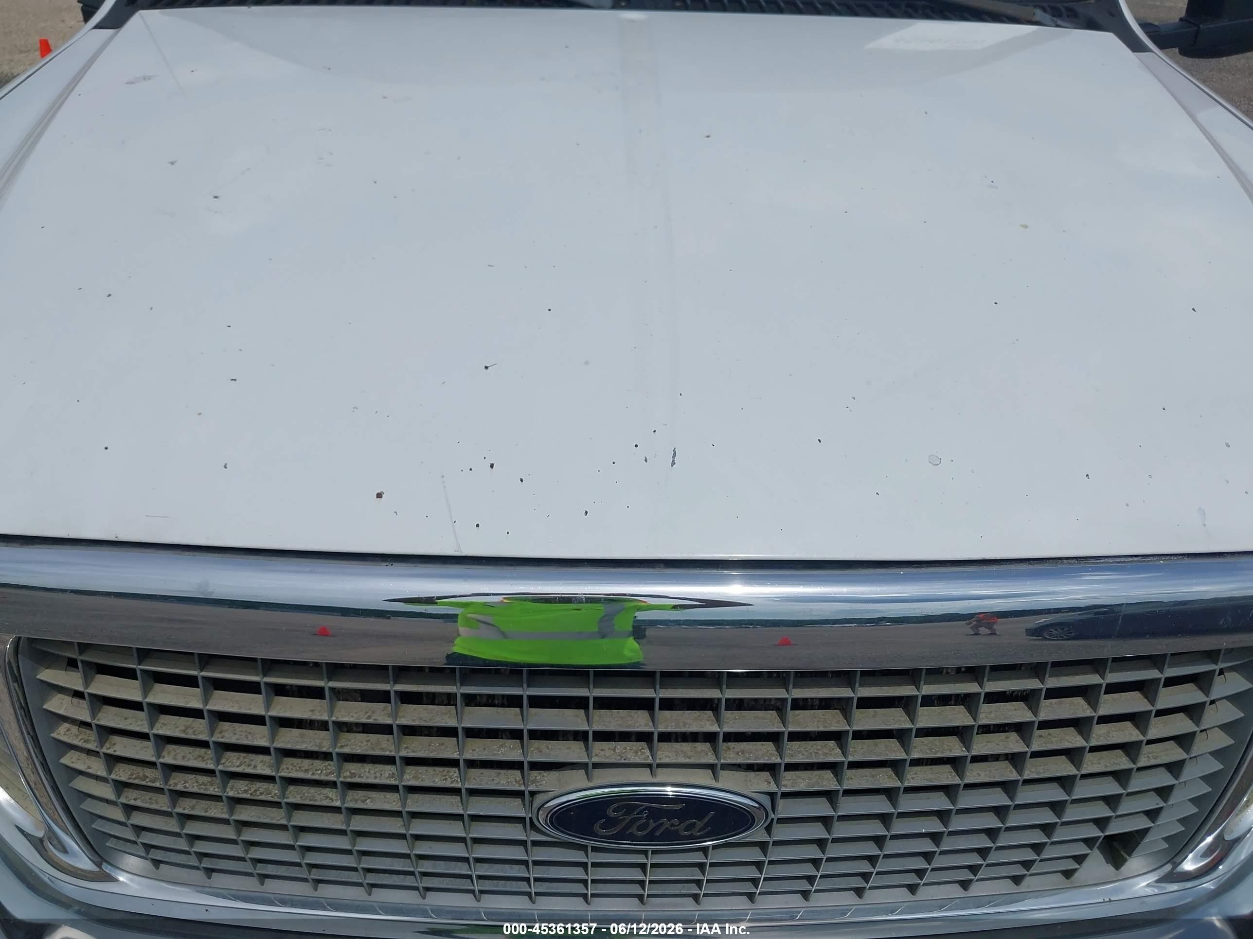 2001 Ford Excursion Xlt White vin: 1FMNU41S01ED43764