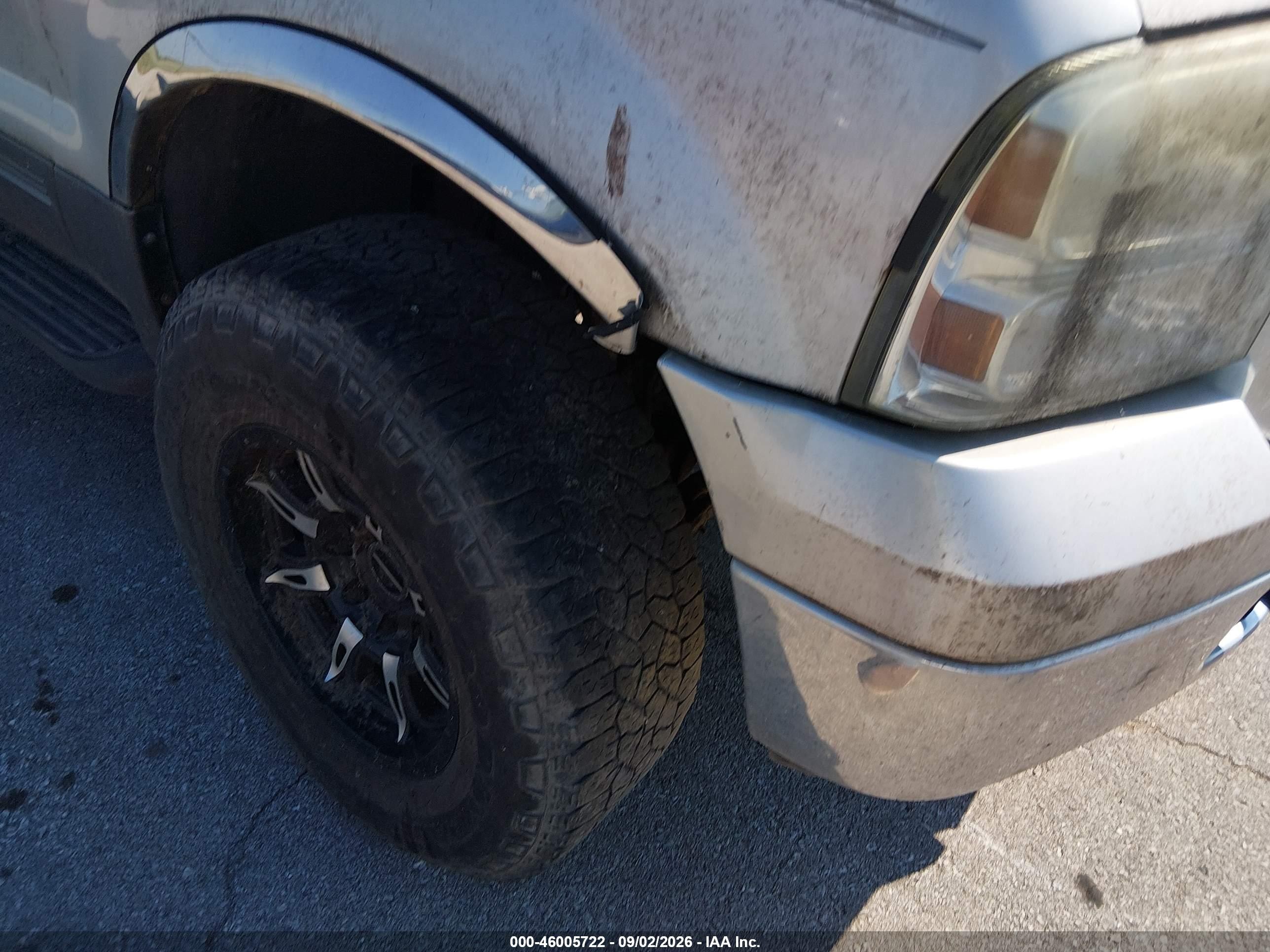 2005 Ford Excursion Xls/xlt Silver vin: 1FMNU41S55EB53982