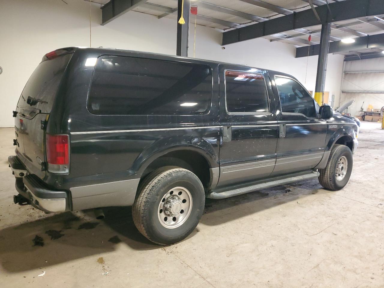 2003 Ford Excursion Xlt Черный vin: 1FMNU41S63EA06700