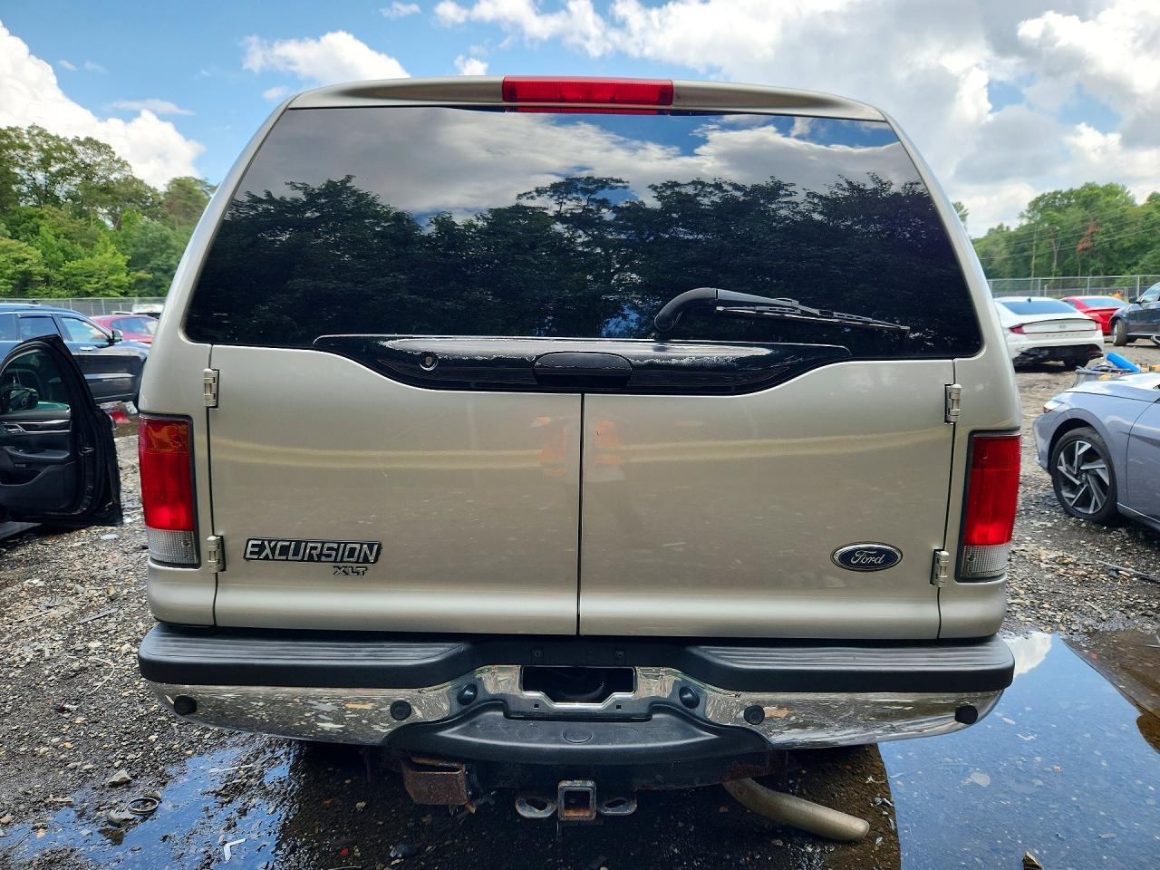 2002 Ford Excursion Xlt Silver vin: 1FMNU41S72EC39533
