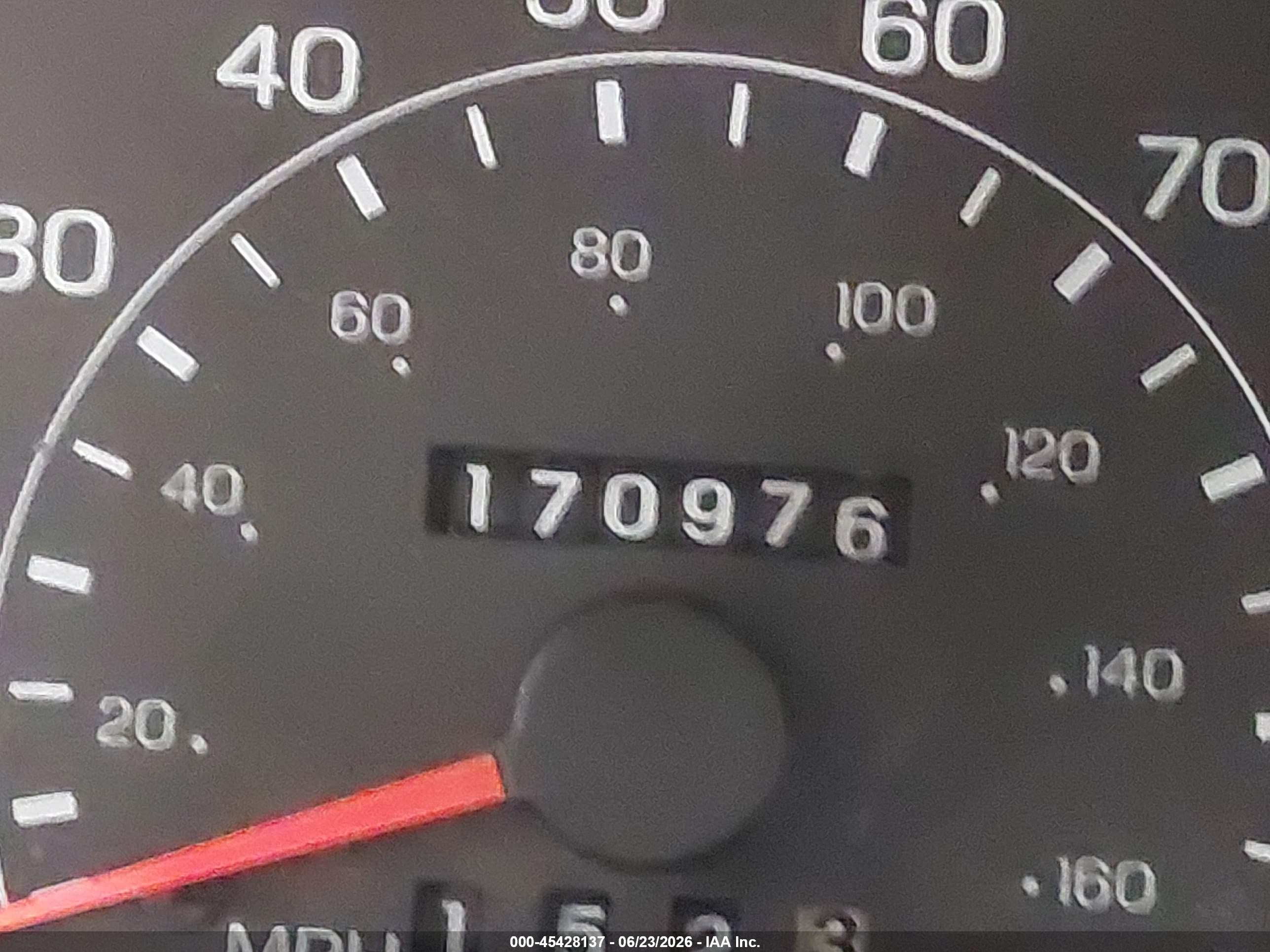 2000 Ford Excursion Xlt White vin: 1FMNU41S7YEB40137