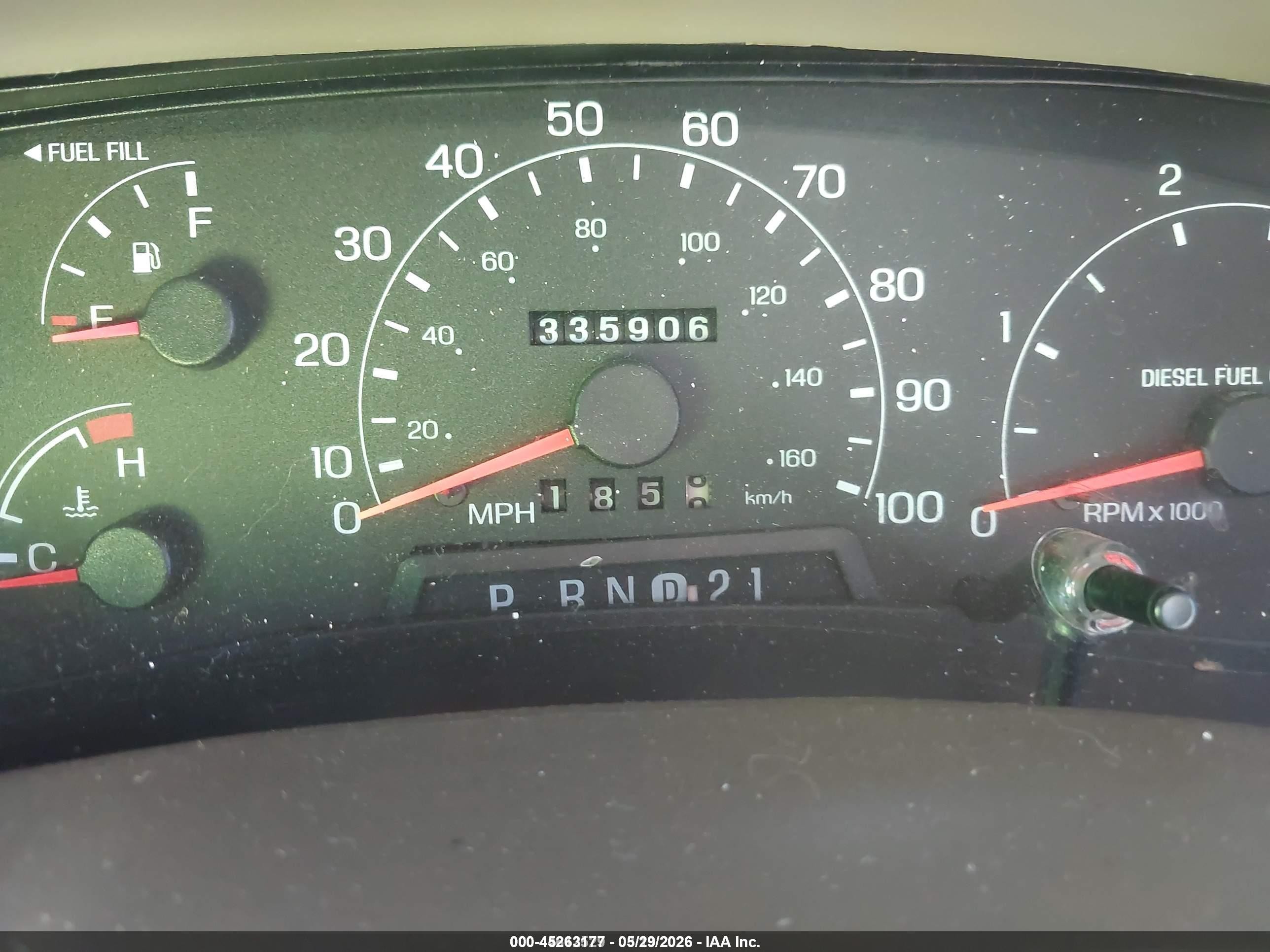 2001 Ford Excursion Limited Burgundy vin: 1FMNU42F61EA09109