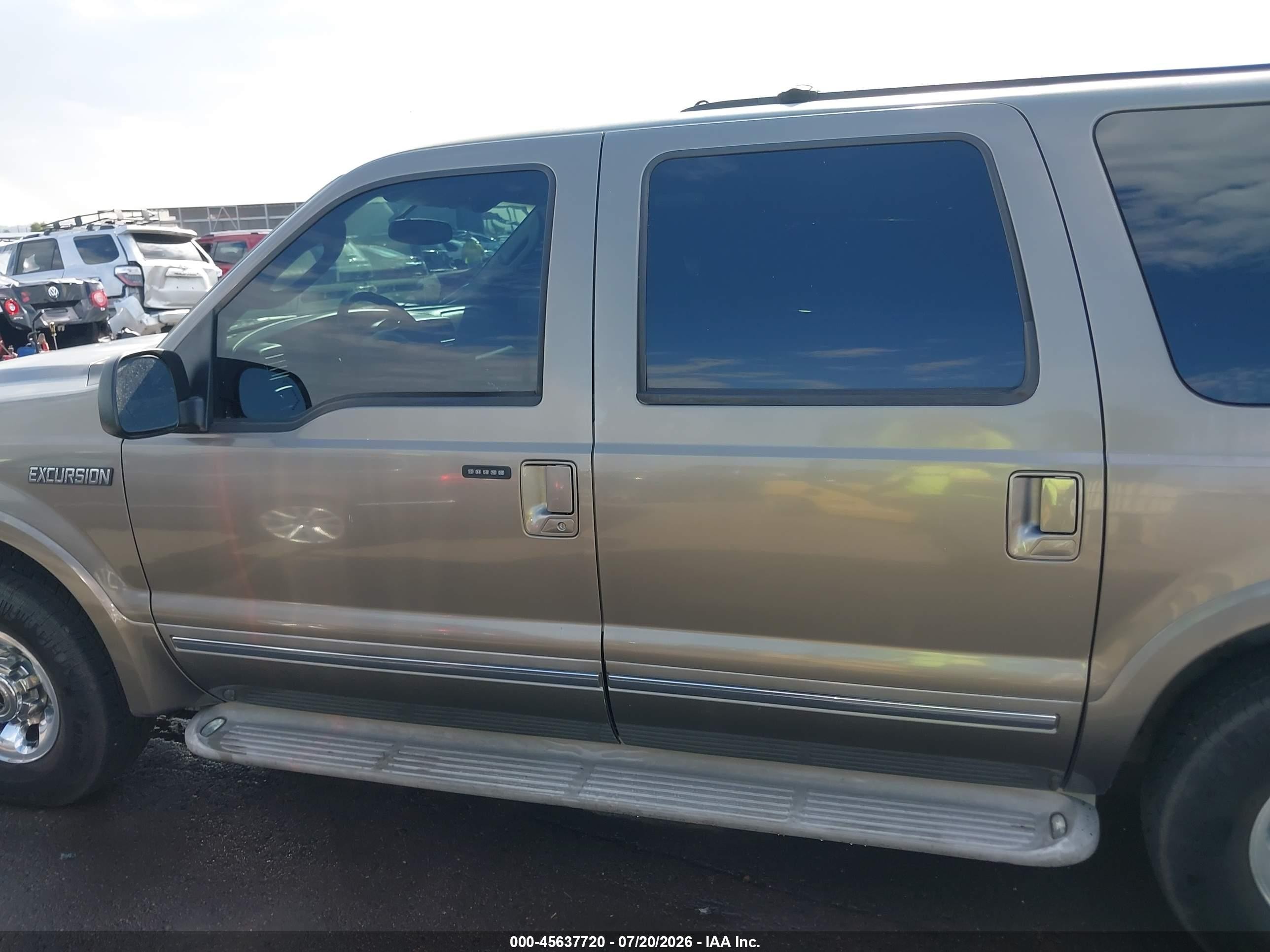 2005 Ford Excursion Limited Champagne vin: 1FMNU42L15EC66318