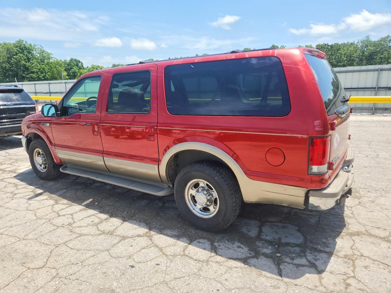 2000 Ford Excursion Limited Red vin: 1FMNU42L1YEC70261
