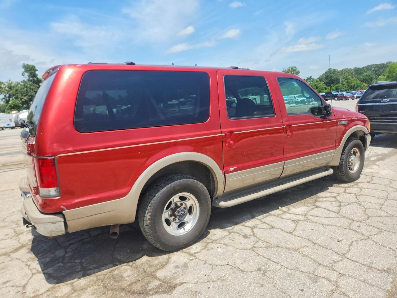 2000 Ford Excursion Limited Red vin: 1FMNU42L1YEC70261