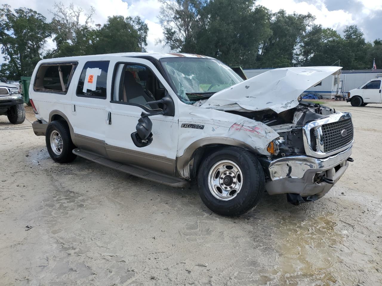 2001 Ford Excursion Limited Белый vin: 1FMNU42LX1EC27446
