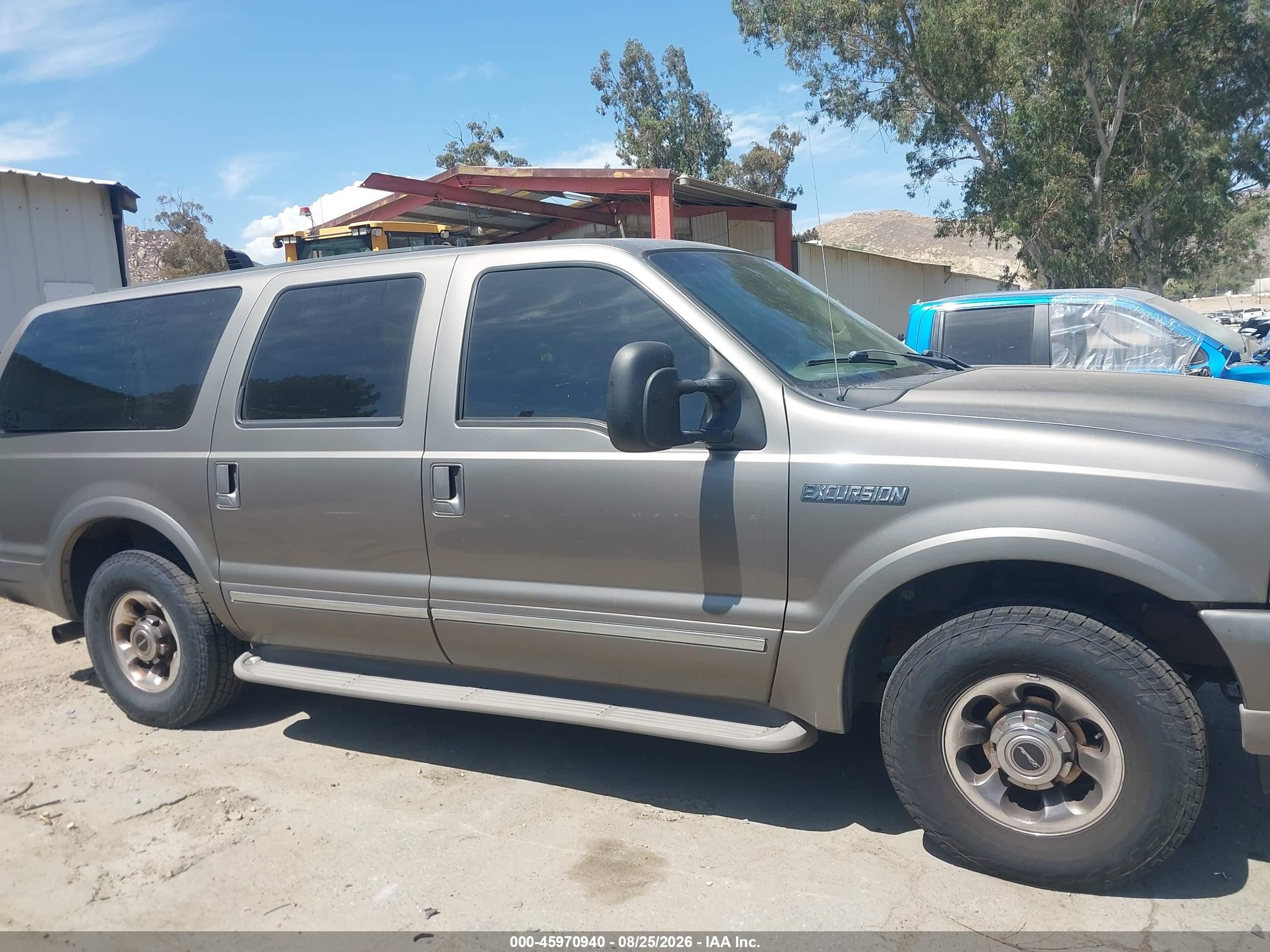 2003 Ford Excursion Limited Champagne vin: 1FMNU42P63EC31709