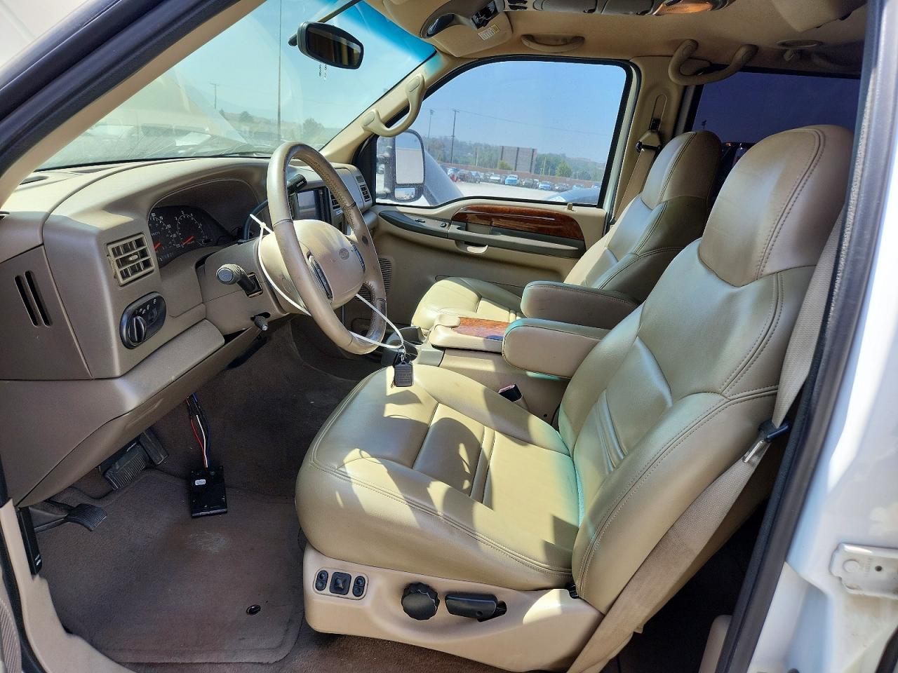 2001 Ford Excursion Limited White vin: 1FMNU42S31EC18756